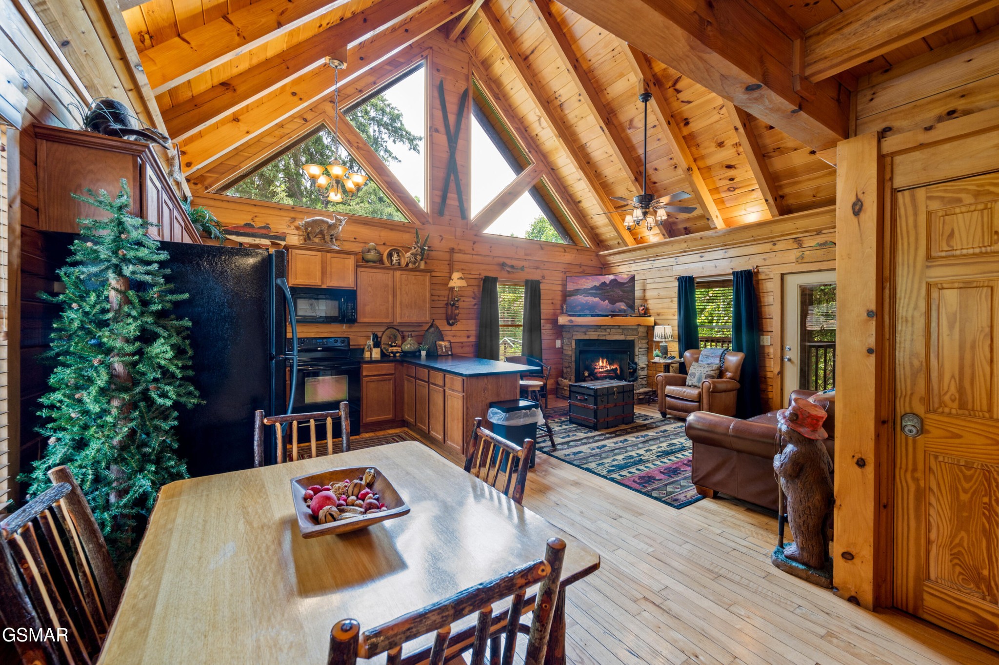 242 Alpine Mountain Way Property Photo 16