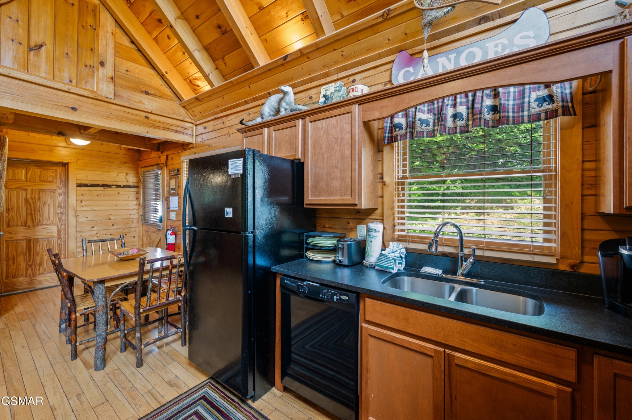 242 Alpine Mountain Way Property Photo 17