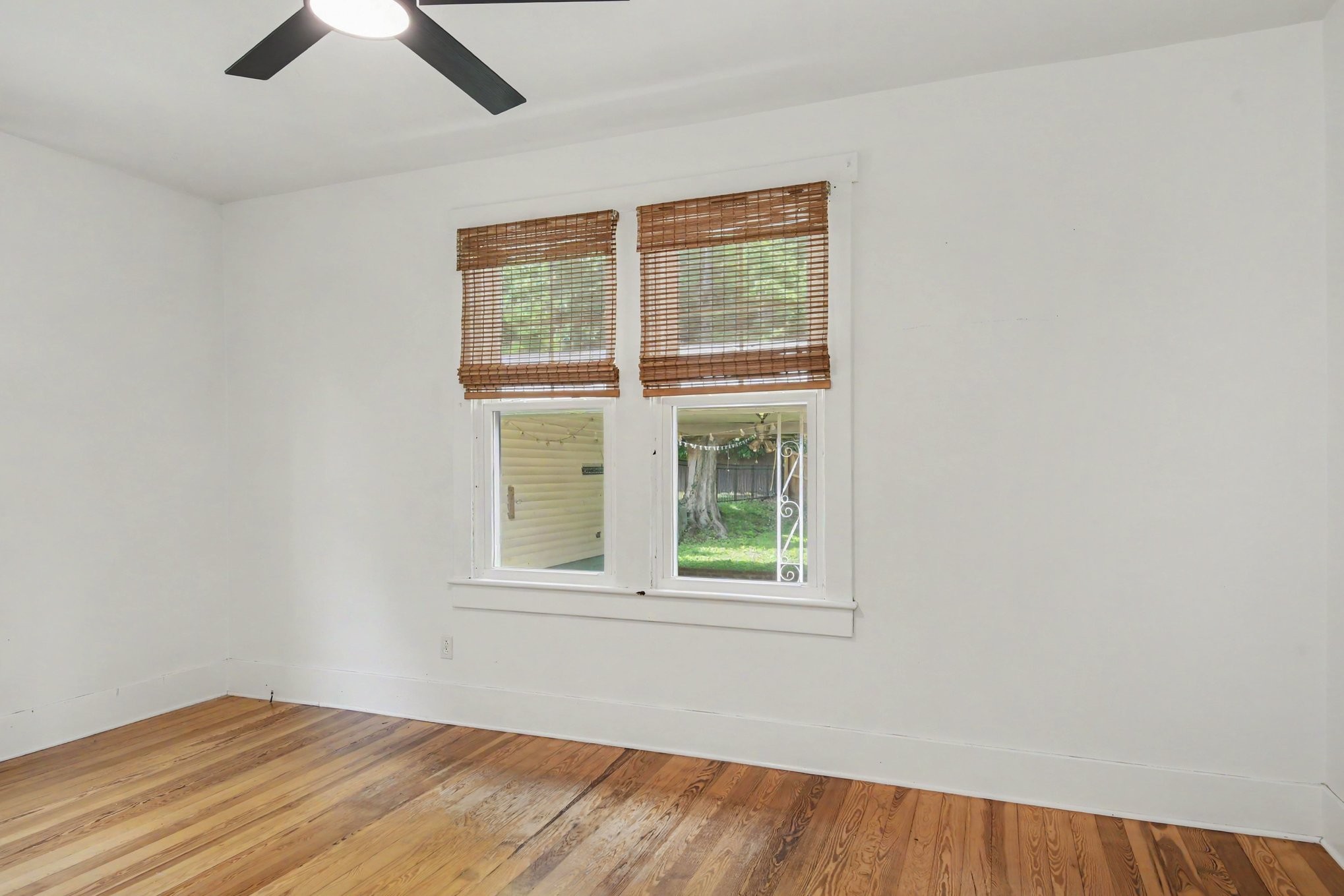 301 Garner St Property Photo 14