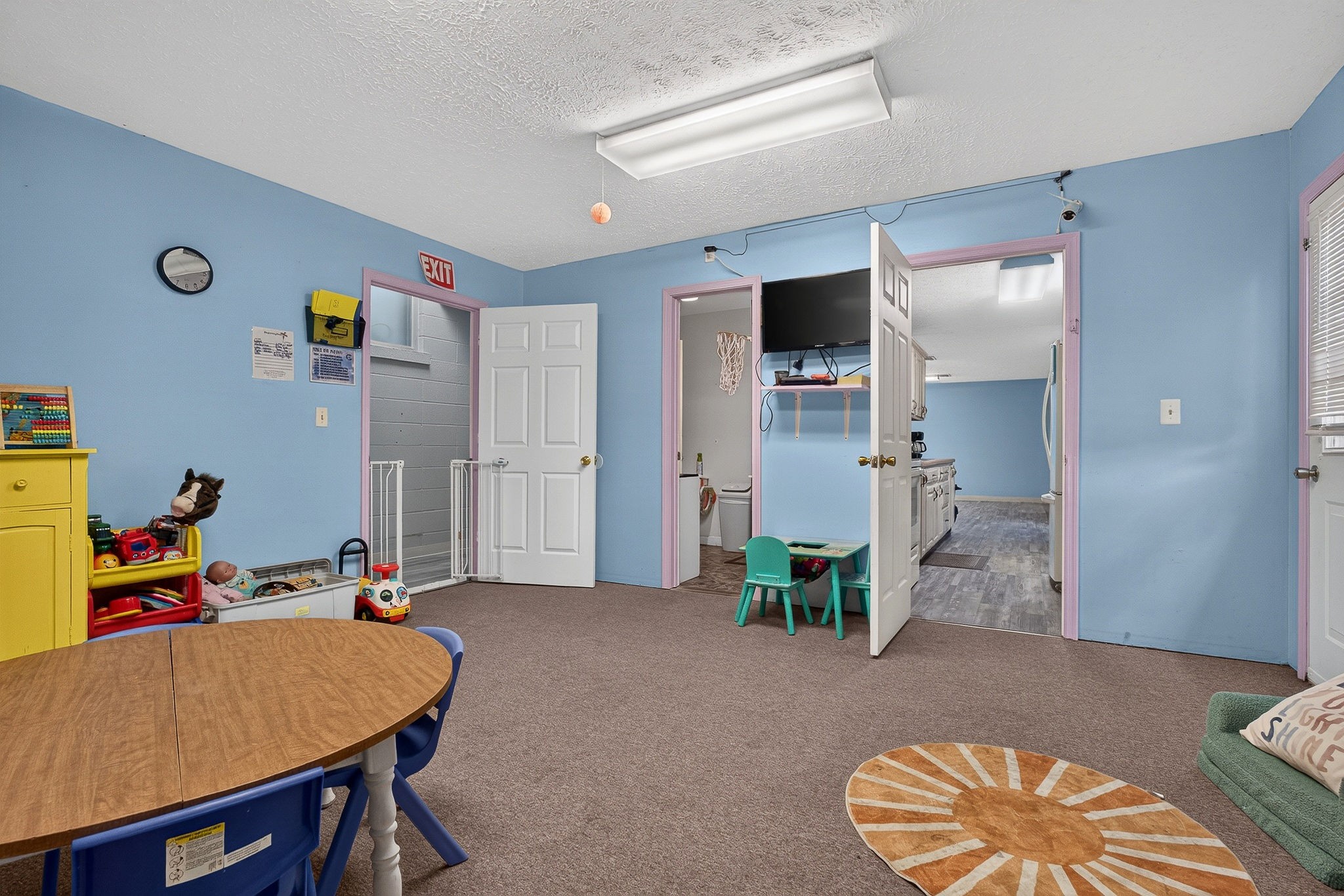 614 Murphy St Property Photo 31