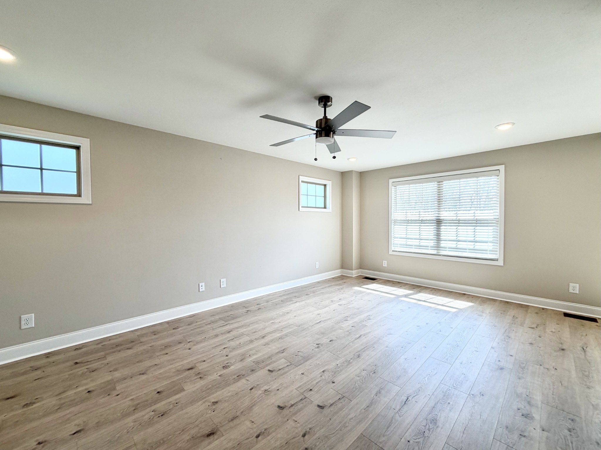 2662 Scott Dr Property Photo 4