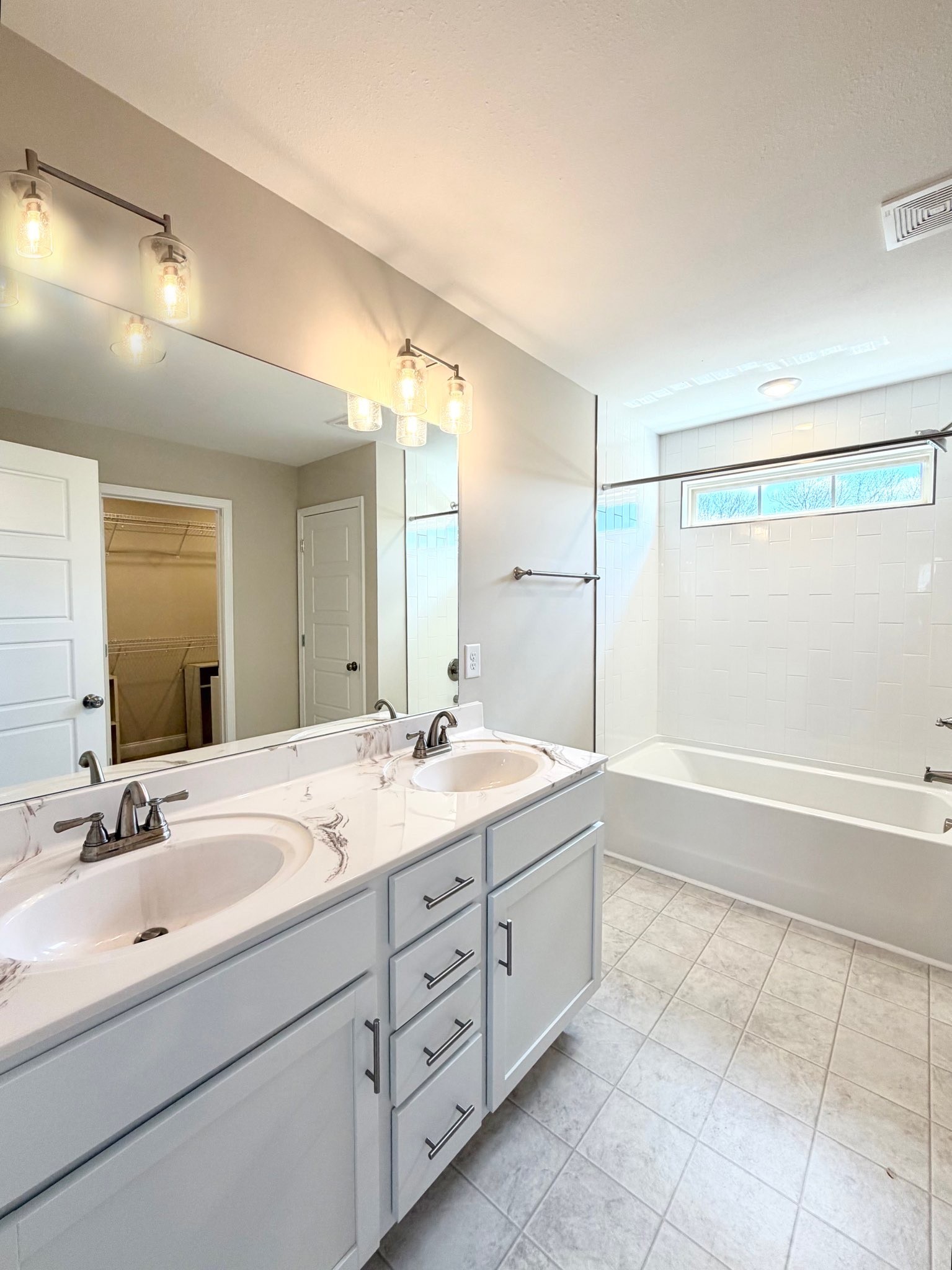 2662 Scott Dr Property Photo 17