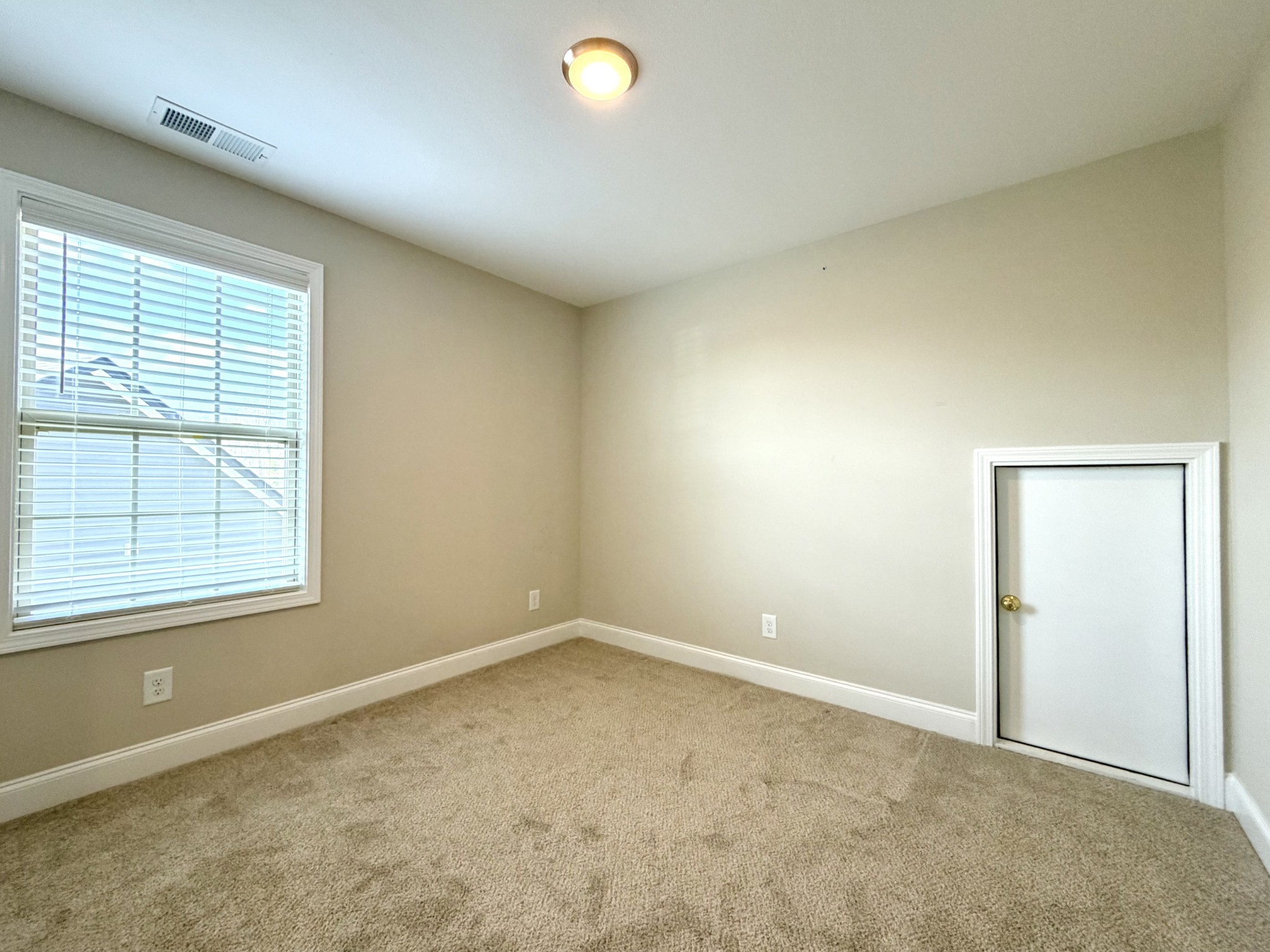 2662 Scott Dr Property Photo 25