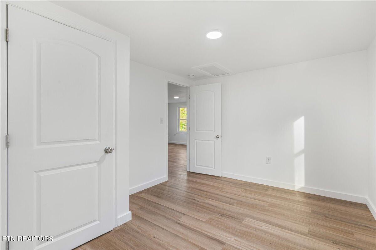 925 Lang Street Se Property Photo 13
