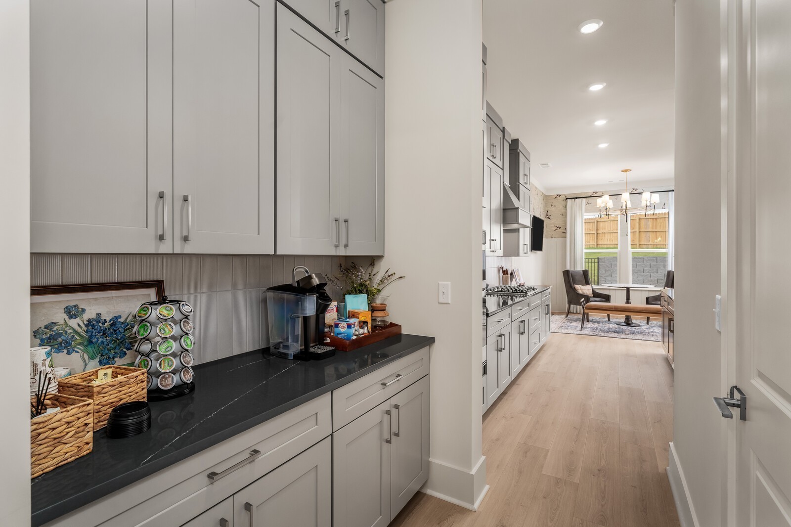 201 Aspen Arch Court Property Photo 8