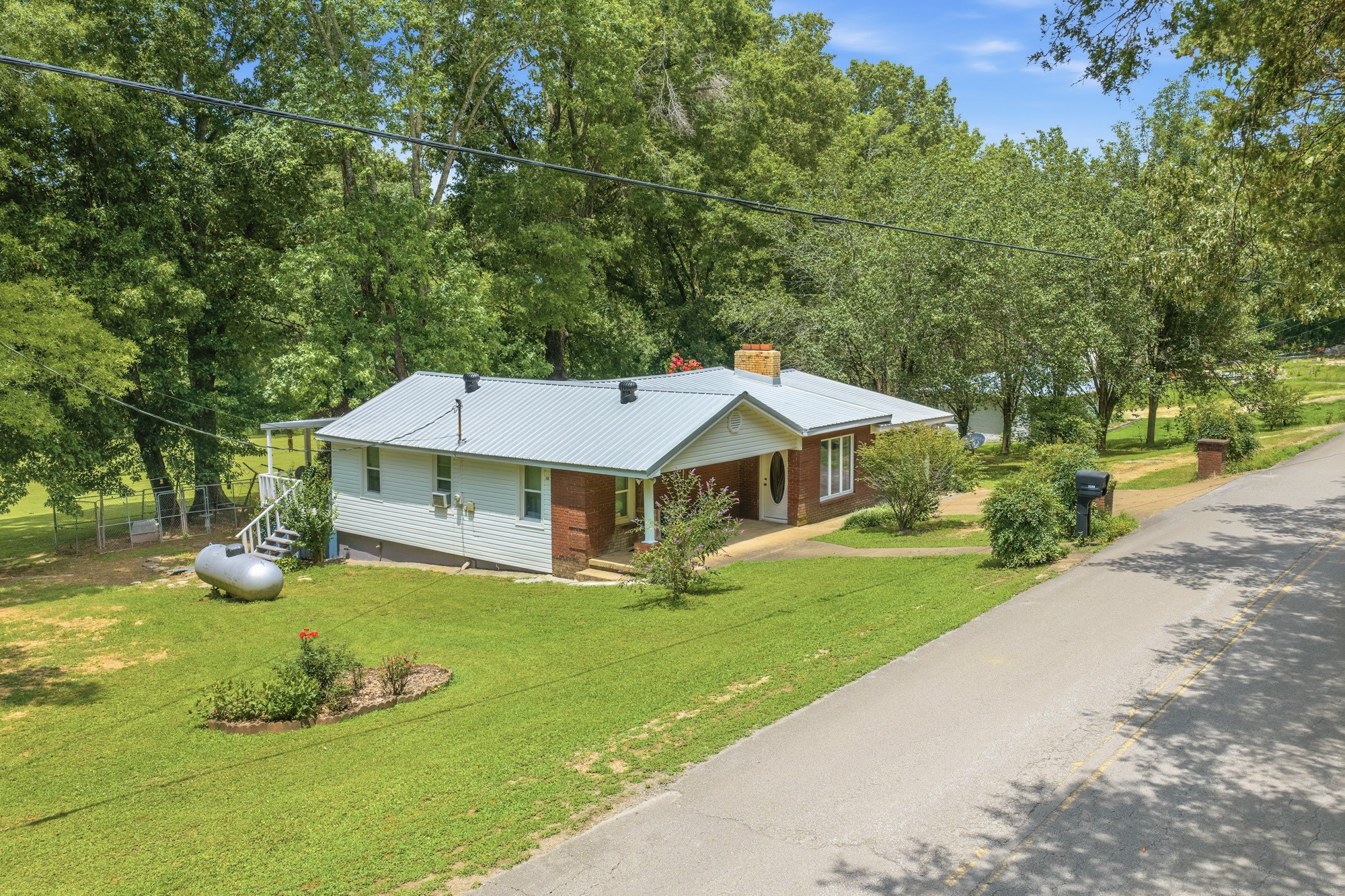 8120 Mount Carmel Rd Property Photo 1