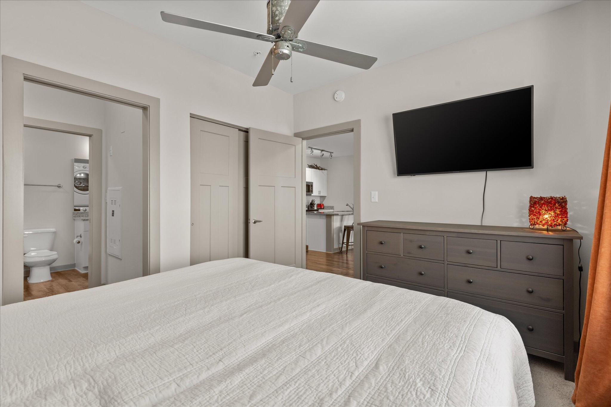 782 Riverfront Parkway Property Photo 19