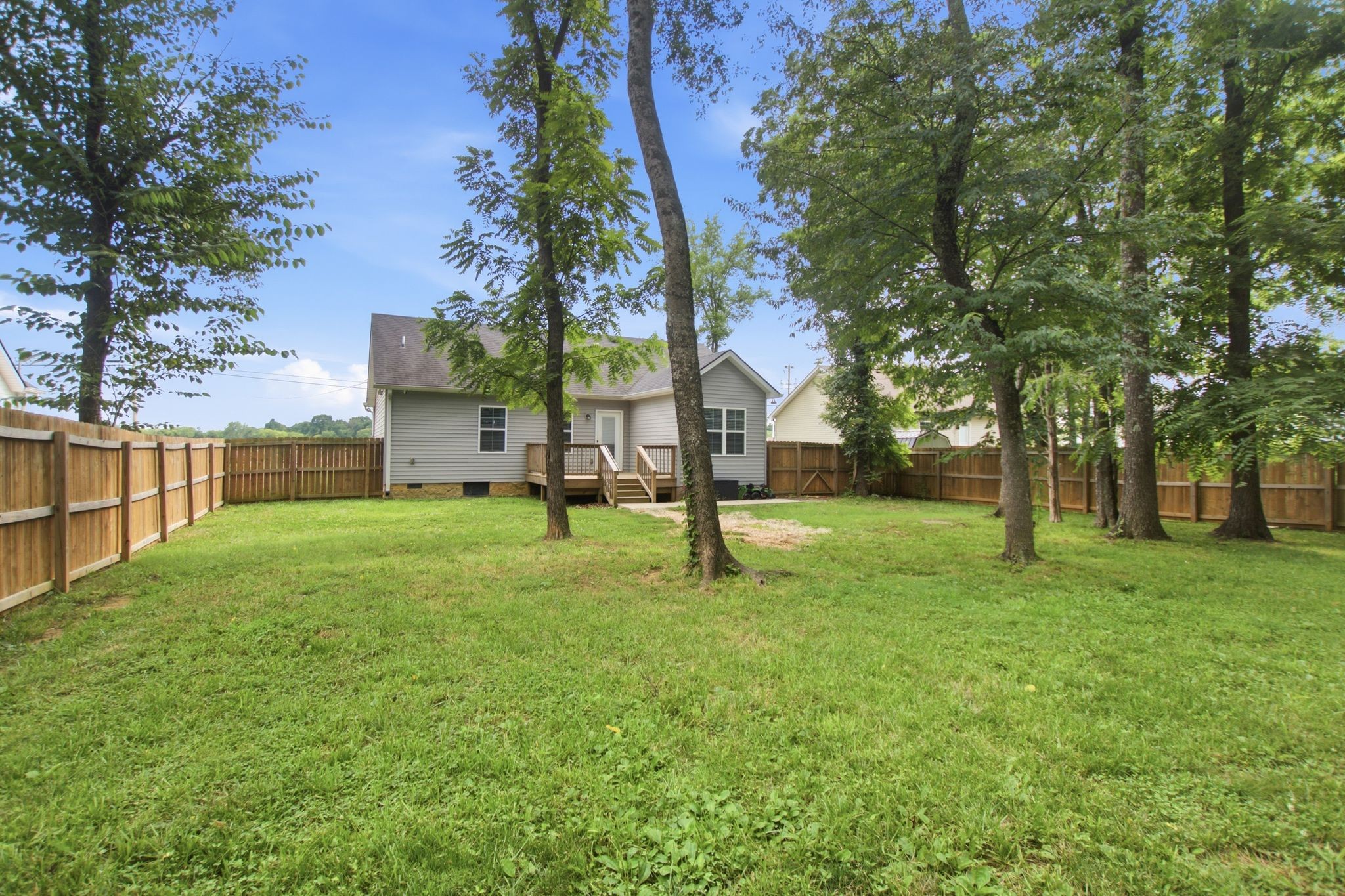 312 Spring Creek St Property Photo 1