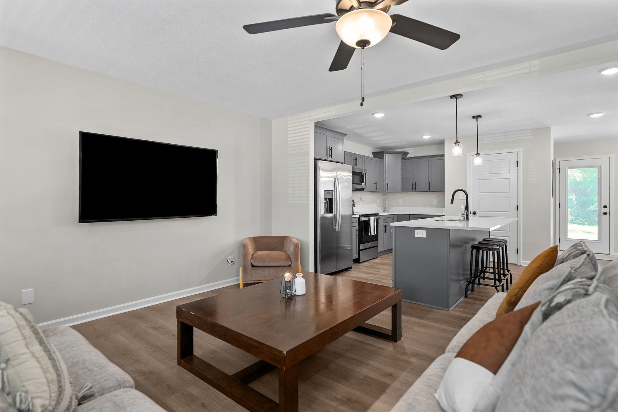 541 9th Street Property Photo 6