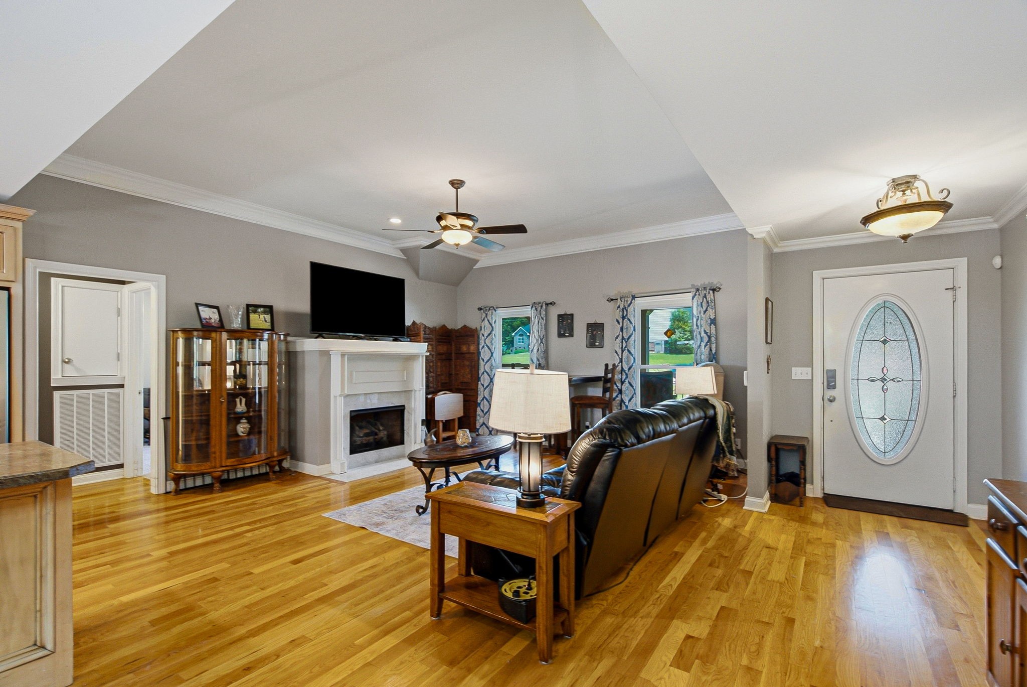 204 Artesa Dr Property Photo 5