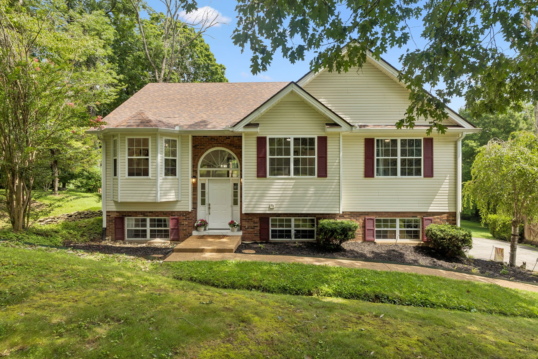 2024 Big Oak Dr