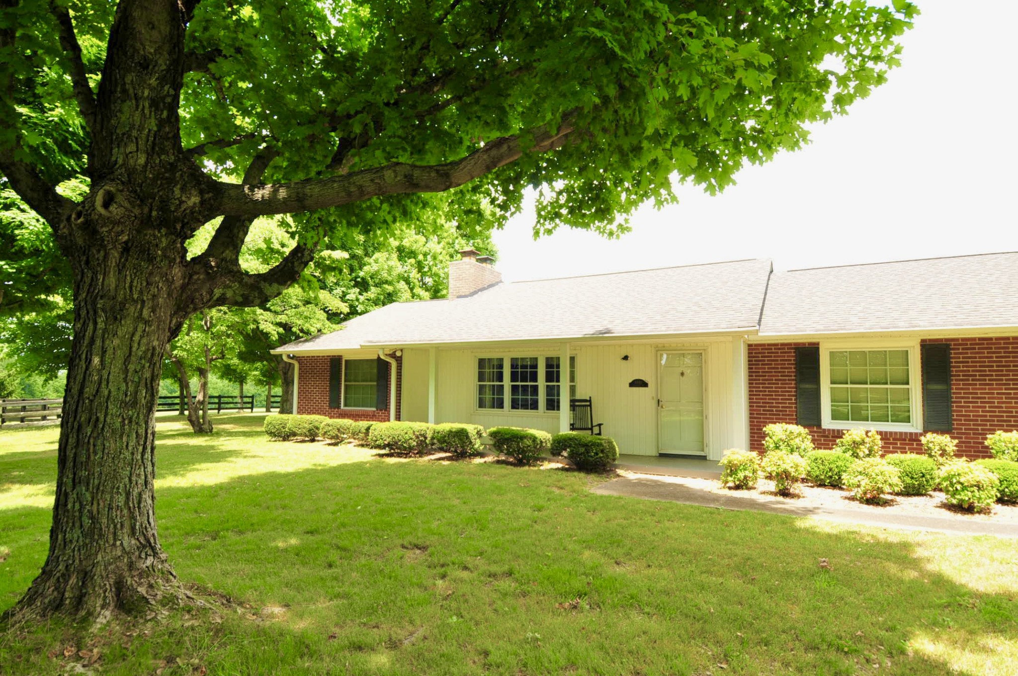 6881 Glidewell Rd Property Photo 1