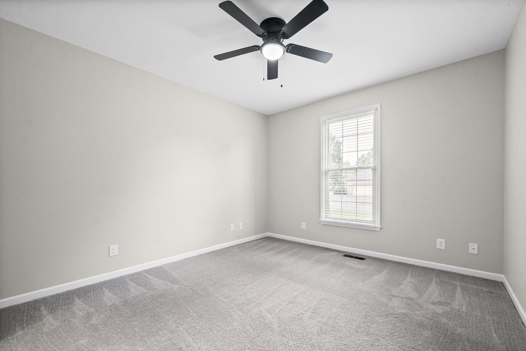14 Harton Pl Property Photo 14