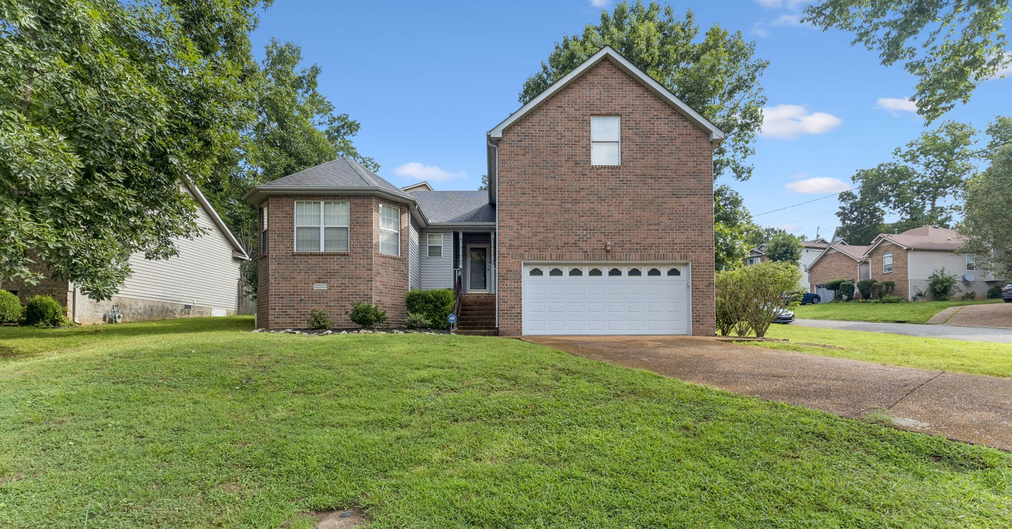 768 Dover Glen Dr Property Photo 1
