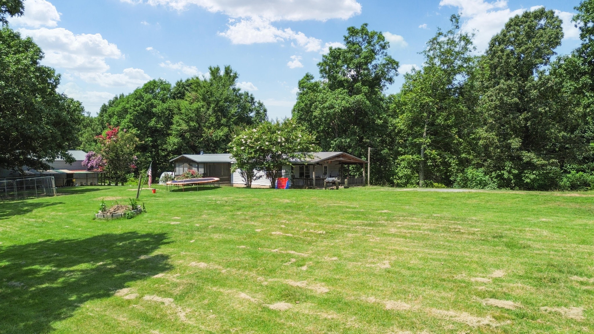 1006 Highway 2 Property Photo 6