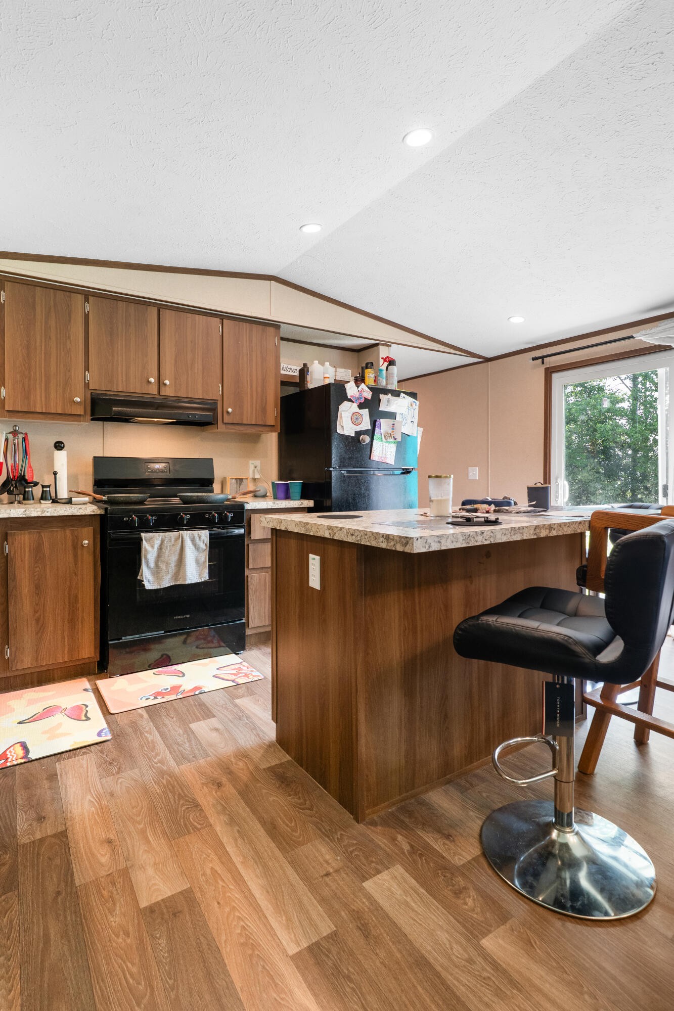 1006 Highway 2 Property Photo 27
