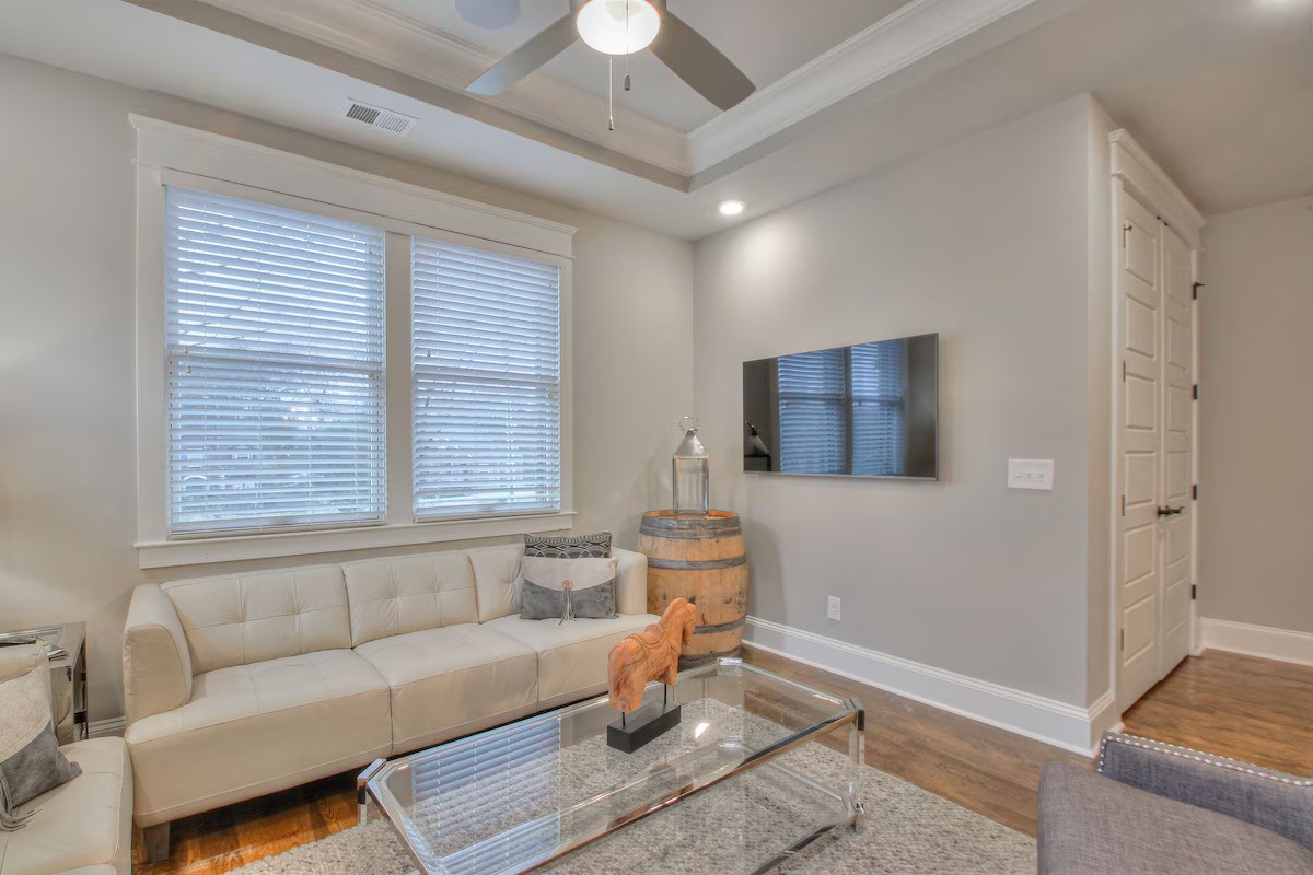 1002b Woodmont Blvd Property Photo 29