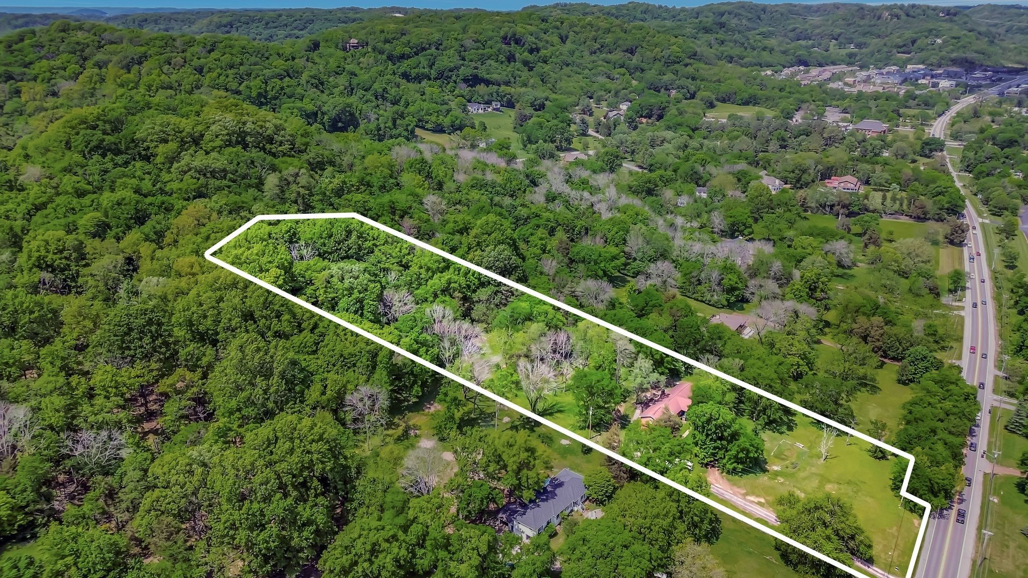 483 Franklin Rd Property Photo 6