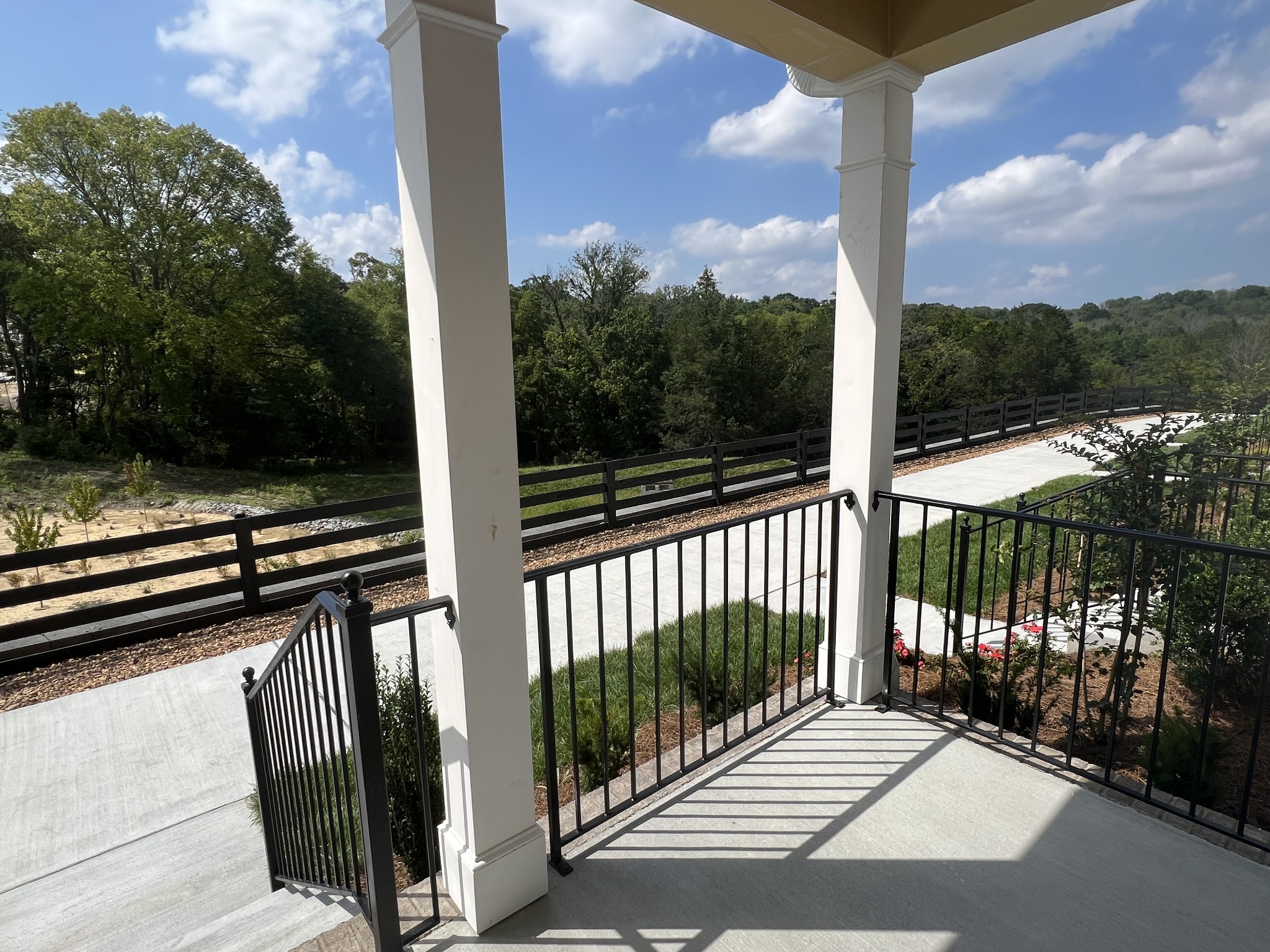 2014 Cavell Ln Property Photo 3