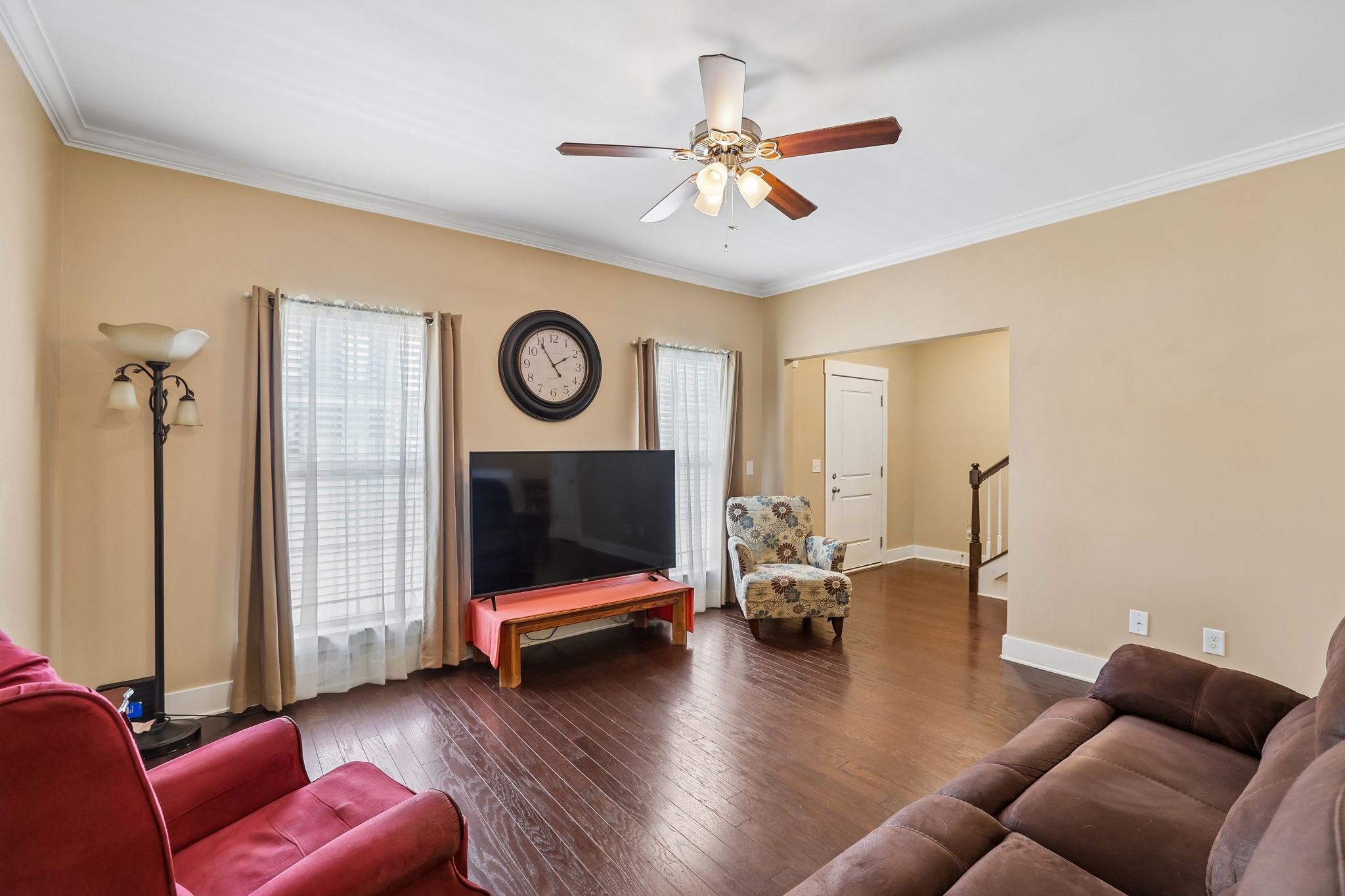 105 St Charles Pl Property Photo 6