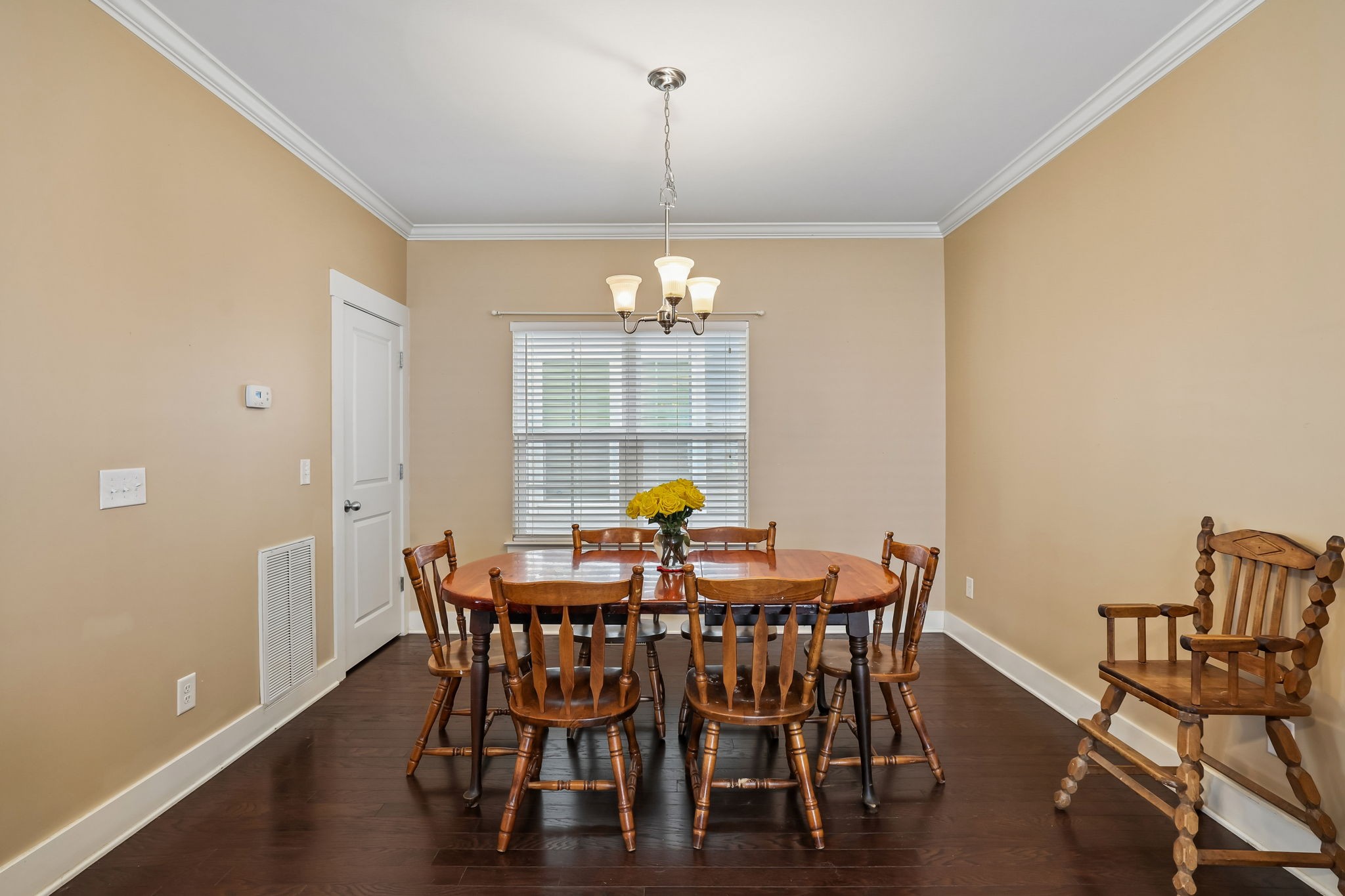 105 St Charles Pl Property Photo 13