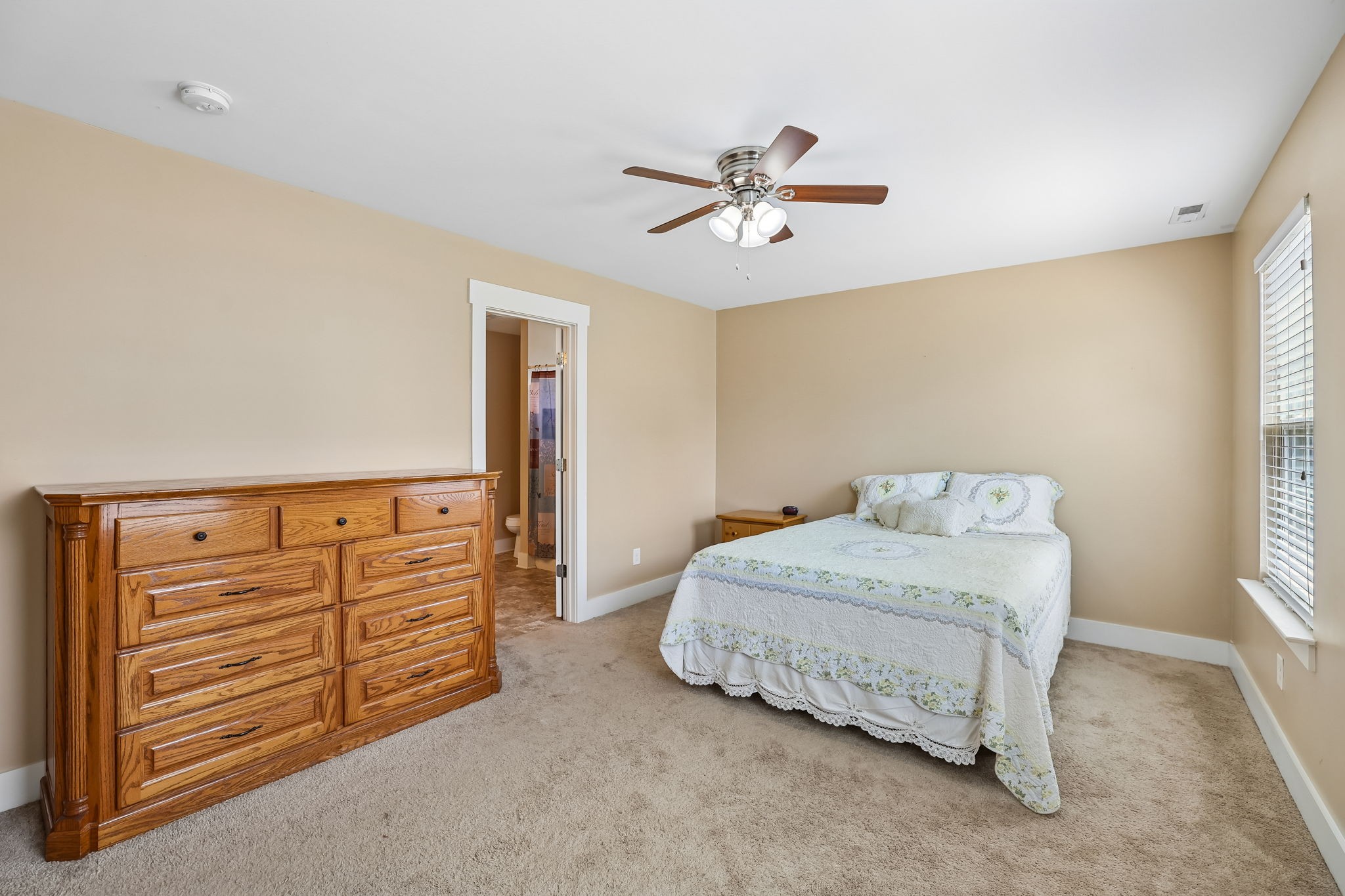 105 St Charles Pl Property Photo 17