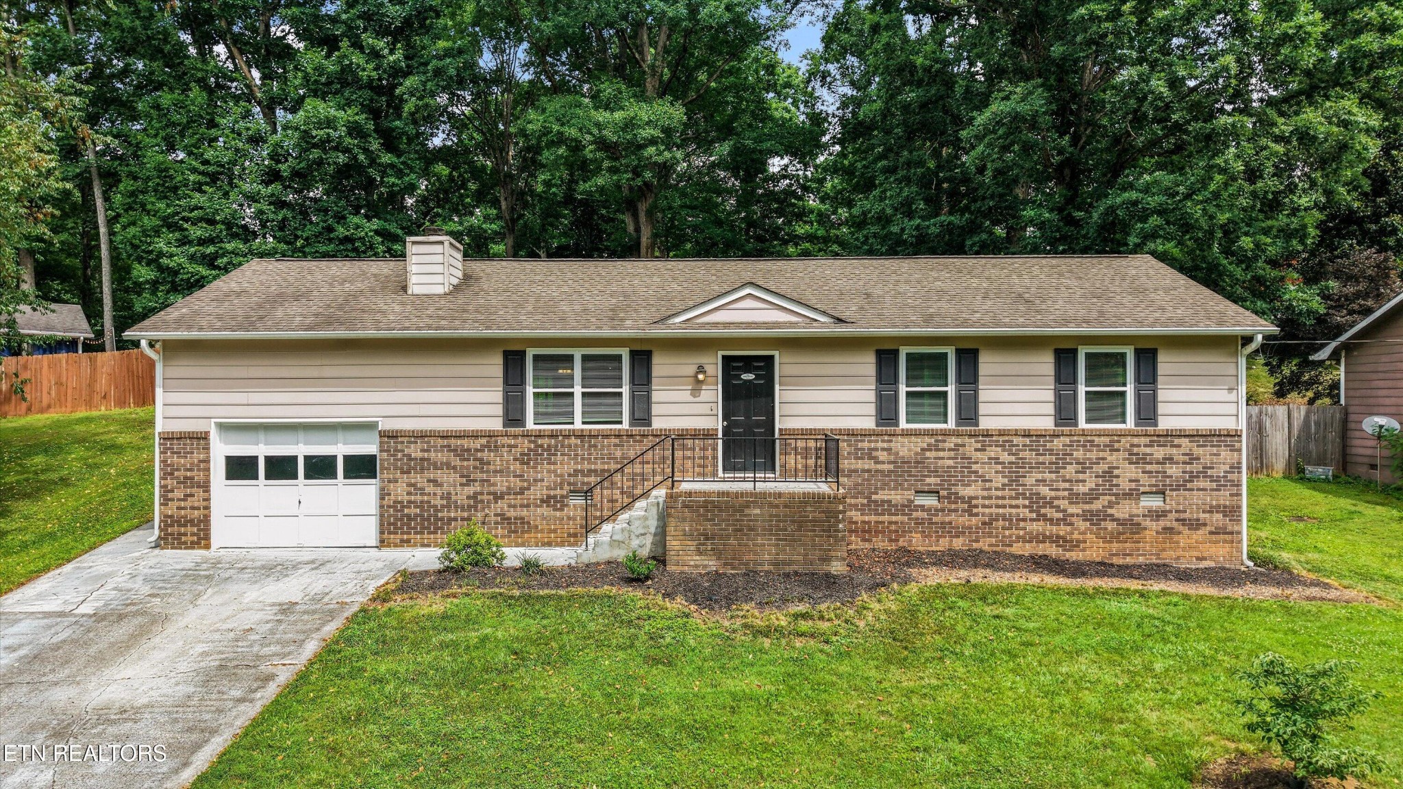 10725 Bell Valley Drive Property Photo 1