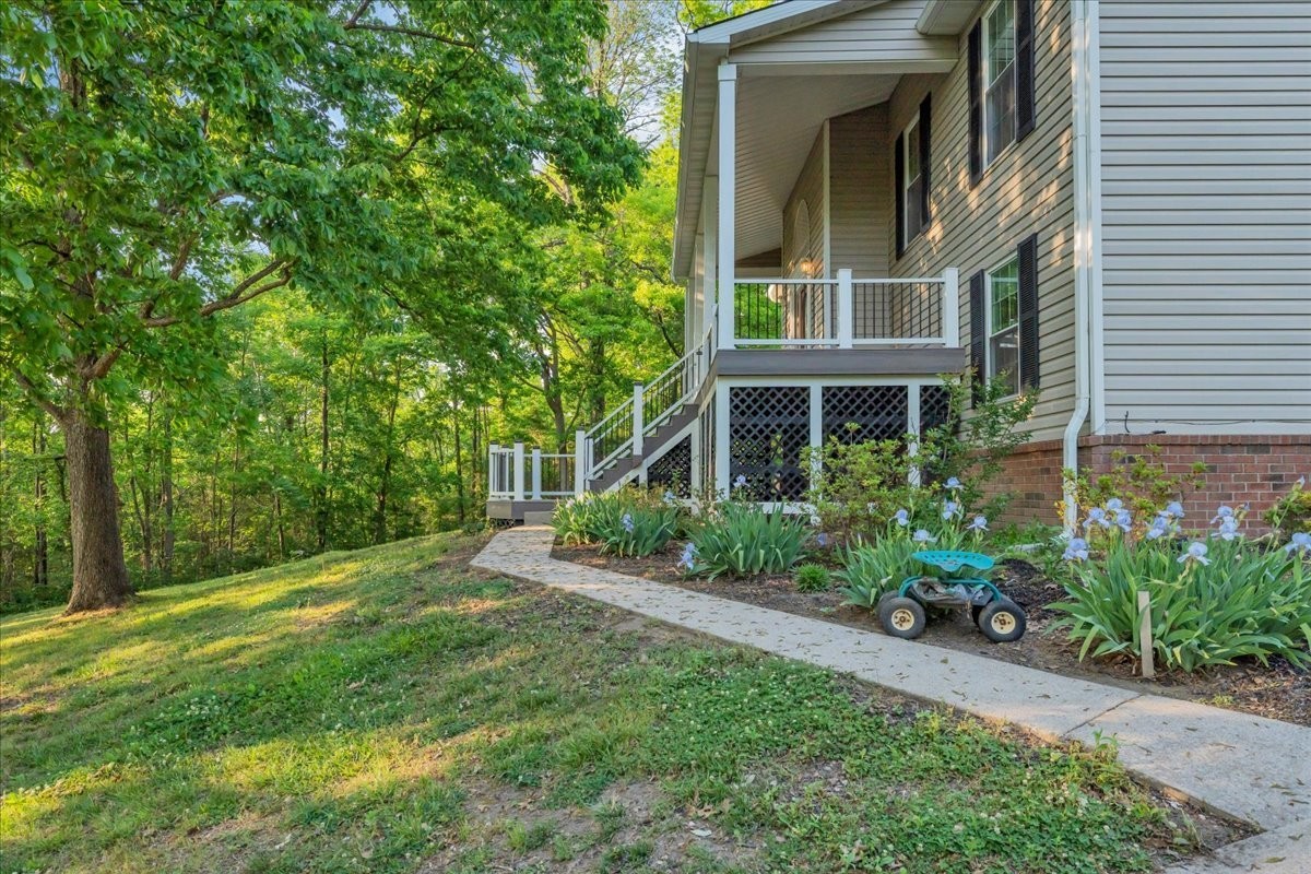 4679 Sparta Pike Property Photo 14