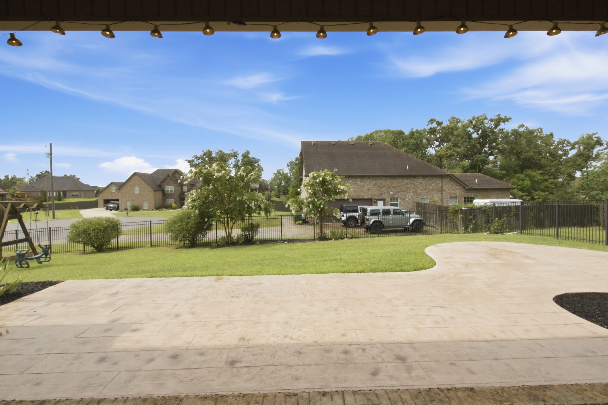 1301 Rivercrest Dr Property Photo 36