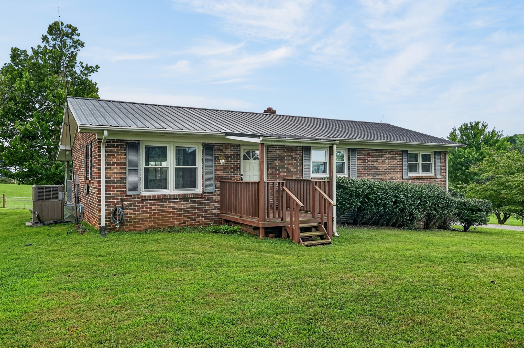 234 Jim Hennessee Rd Property Photo 1