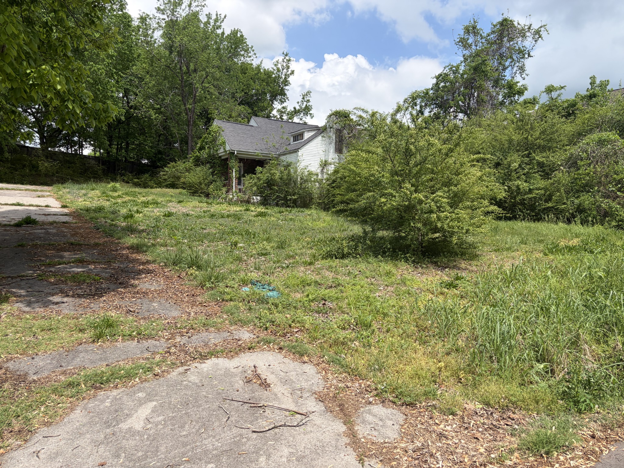 111 Turner St Property Photo 1