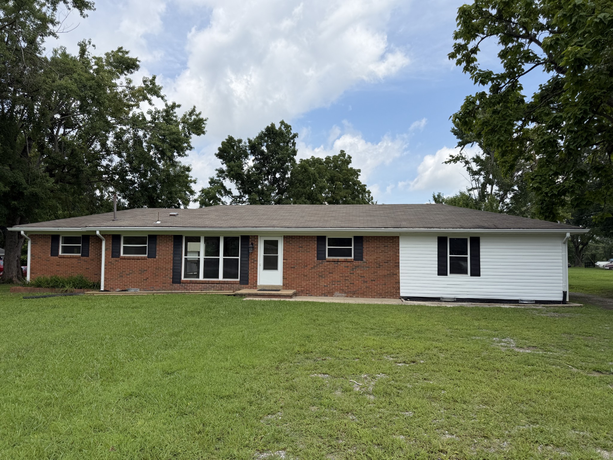 1009 Due West Cir Property Photo 1