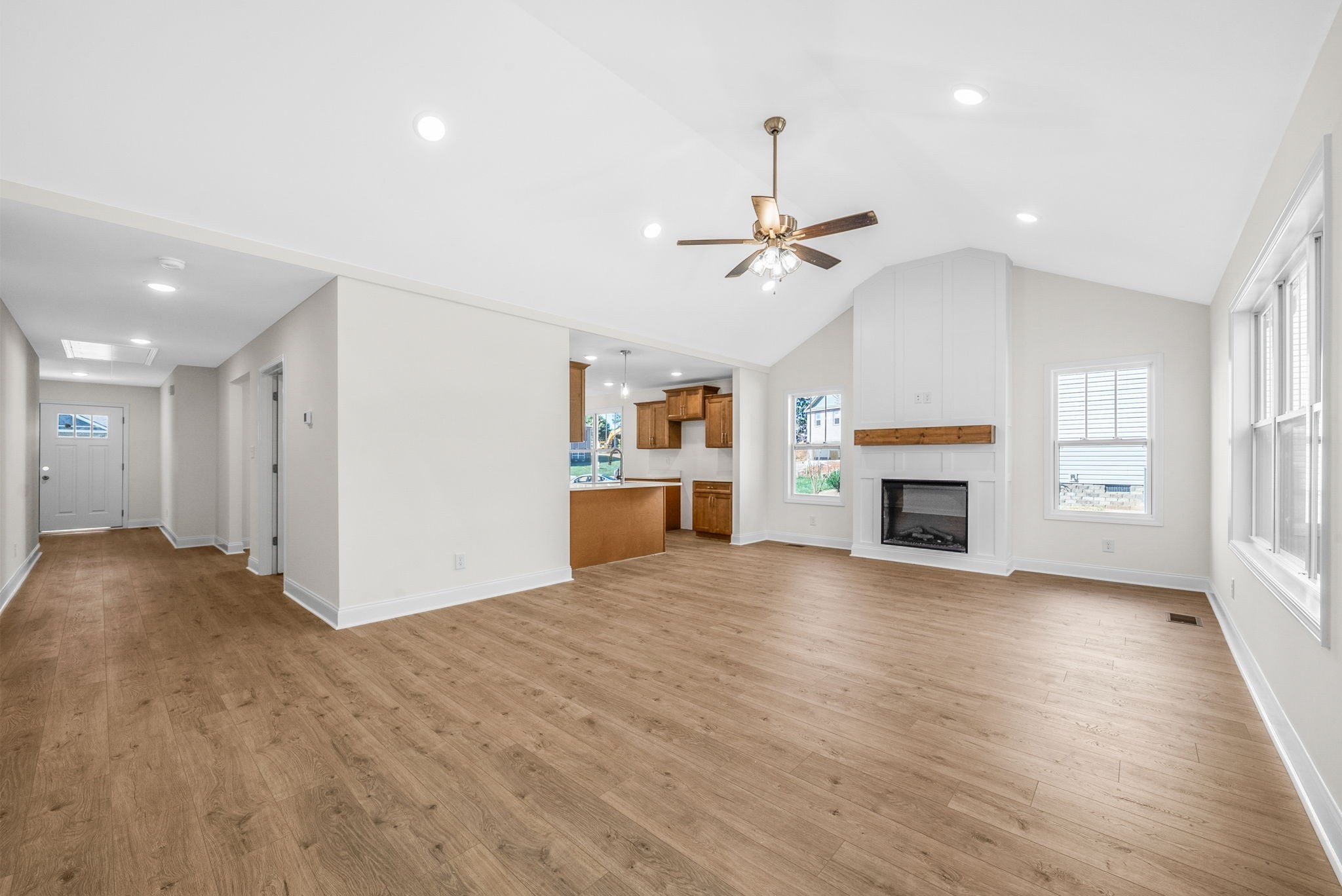 1220 Iris Glen Drive Property Photo 3