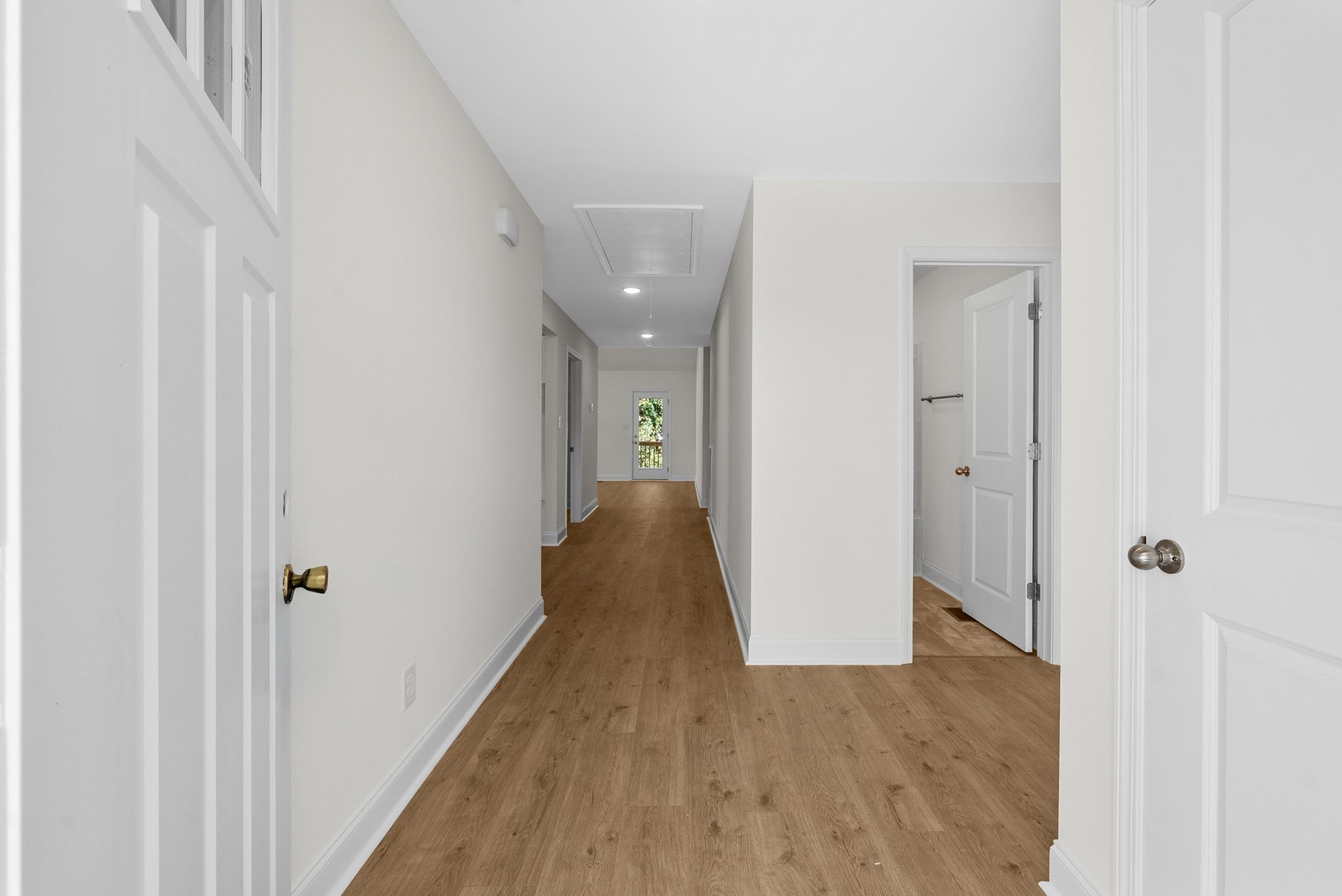 1220 Iris Glen Drive Property Photo 5
