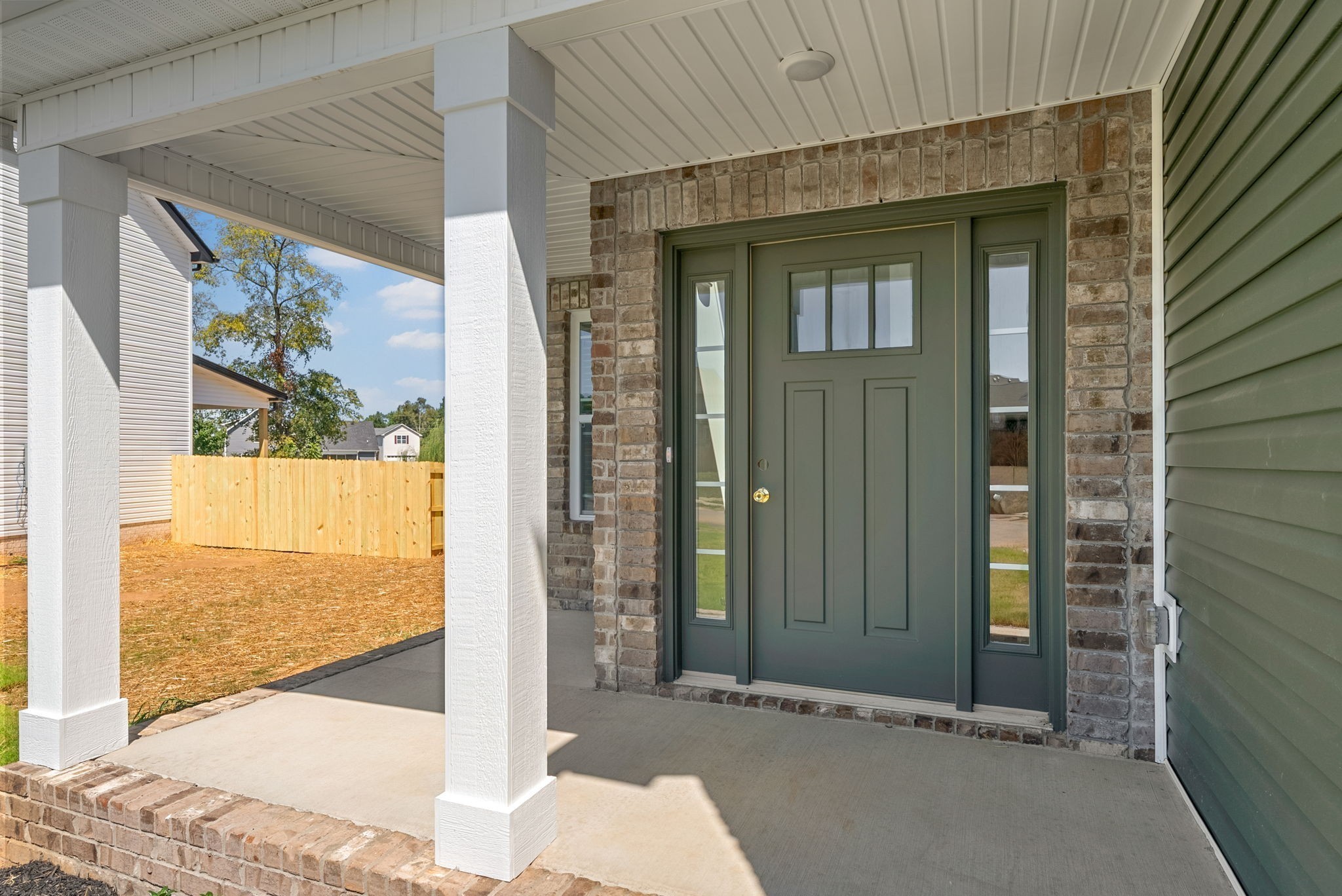 1227 Iris Glen Drive Property Photo 2