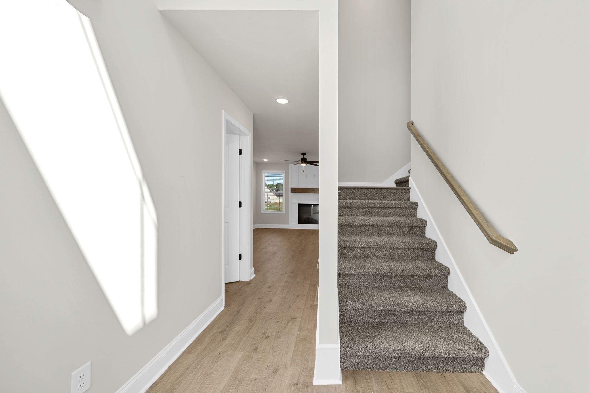 1227 Iris Glen Drive Property Photo 6