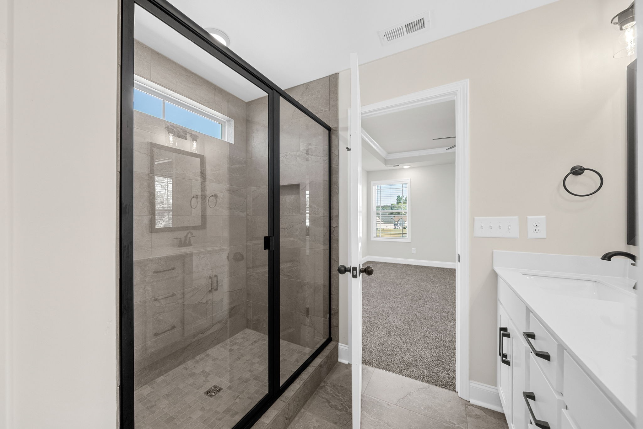 1227 Iris Glen Drive Property Photo 18