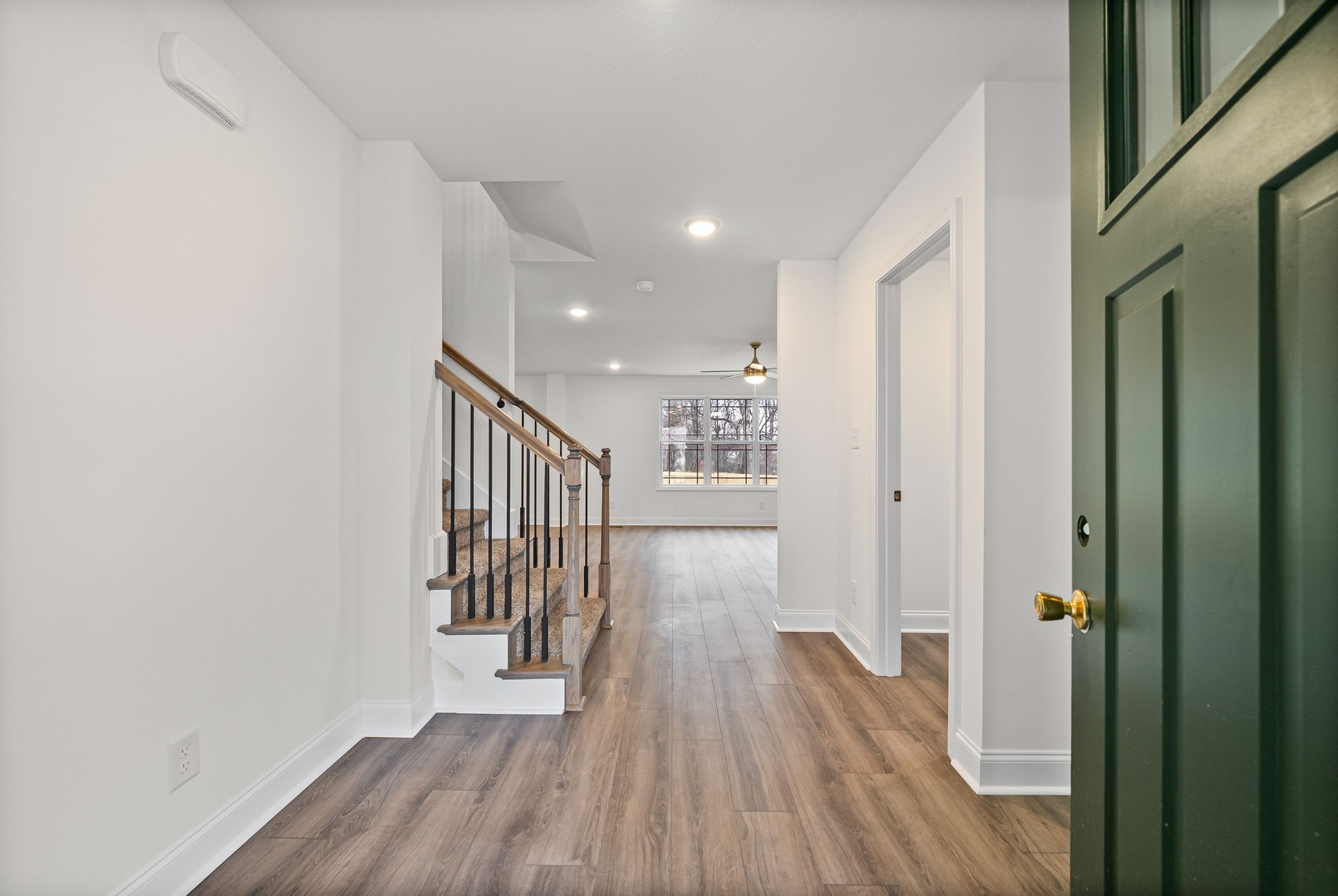 1231 Iris Glen Drive Property Photo 3