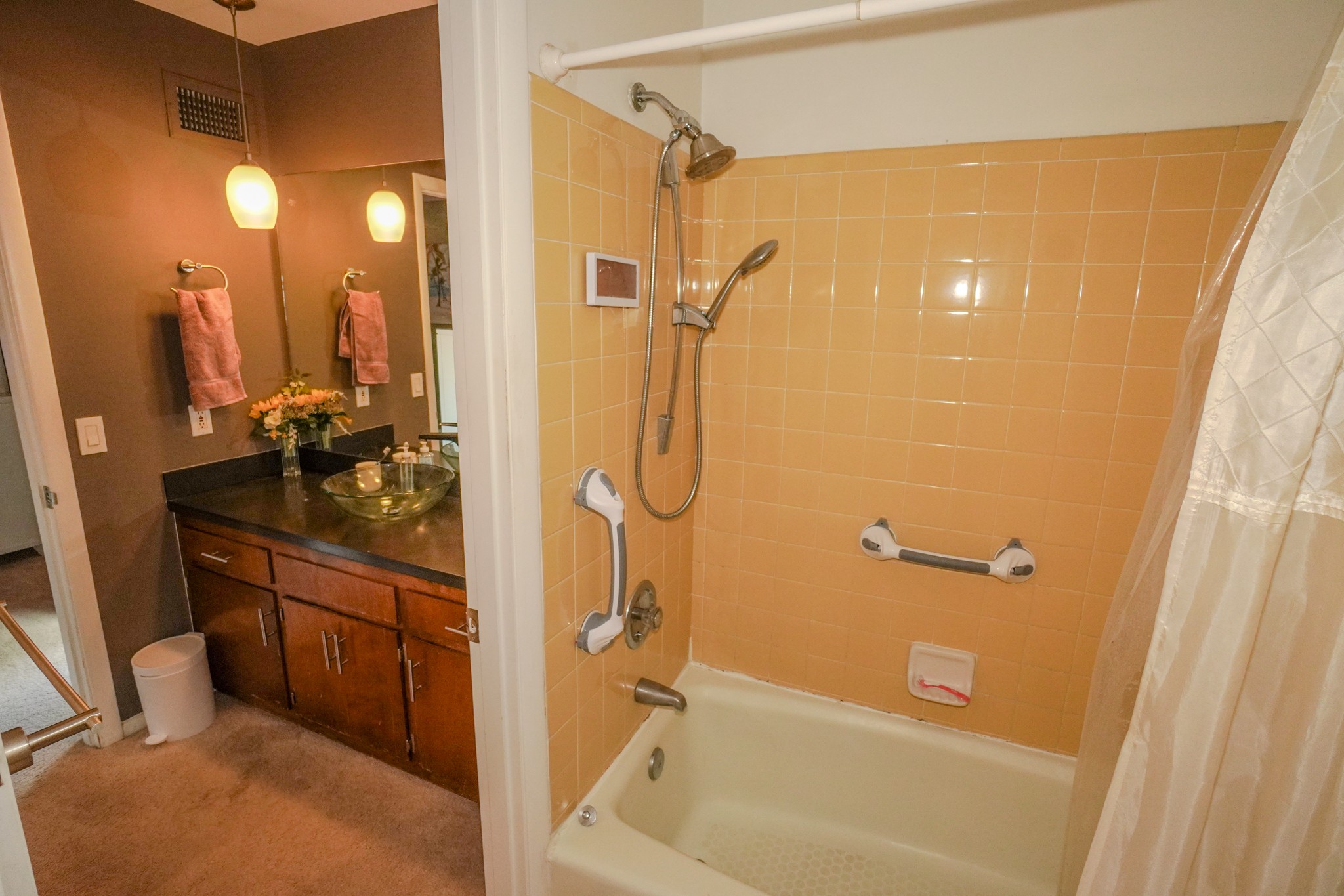 1203 Saxon Drive Property Photo 17