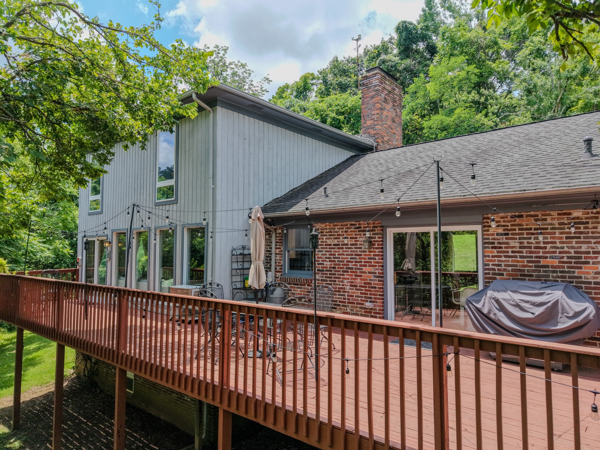 1203 Saxon Drive Property Photo 39