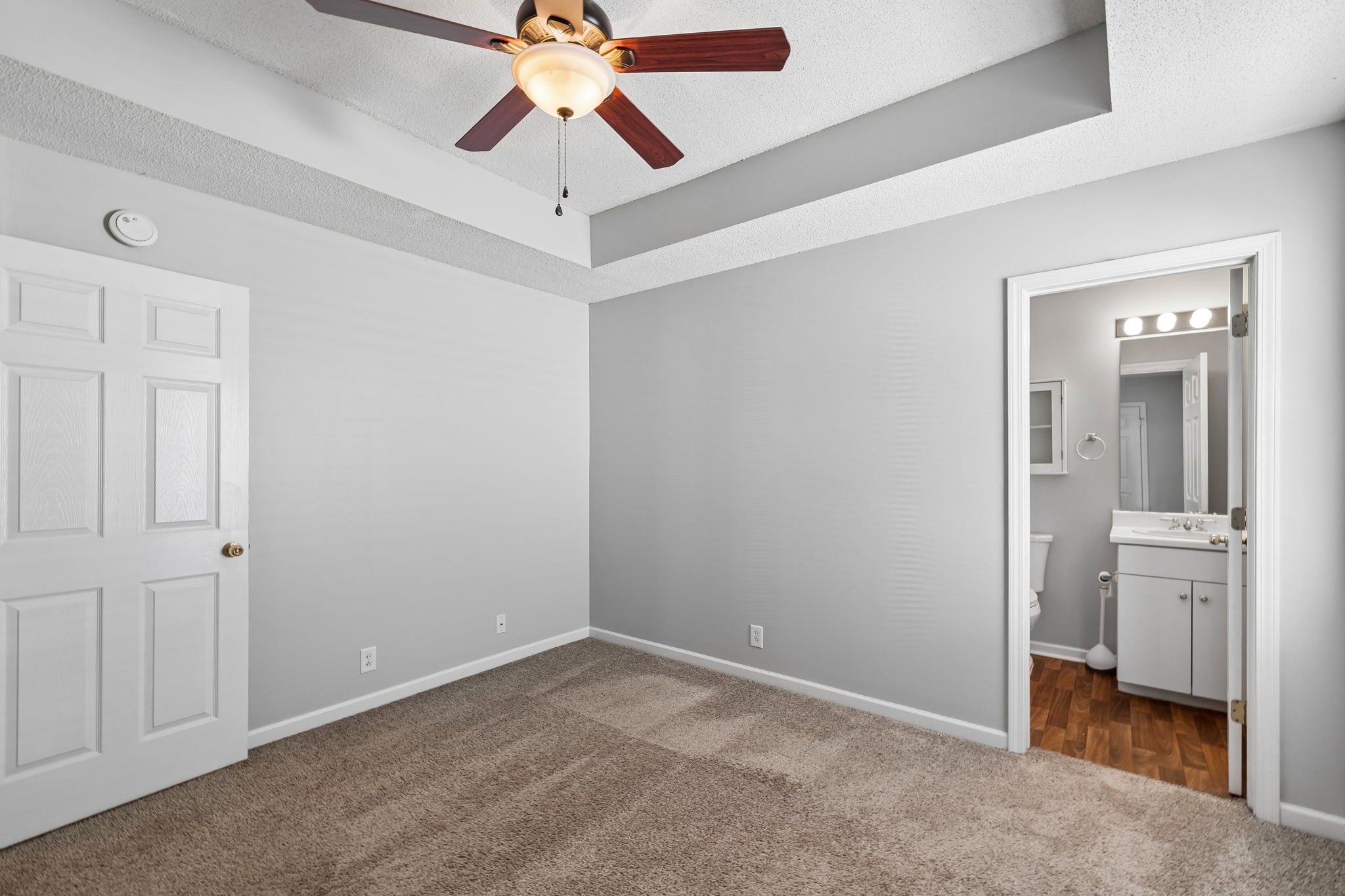 1419 Rochester Dr Property Photo 15