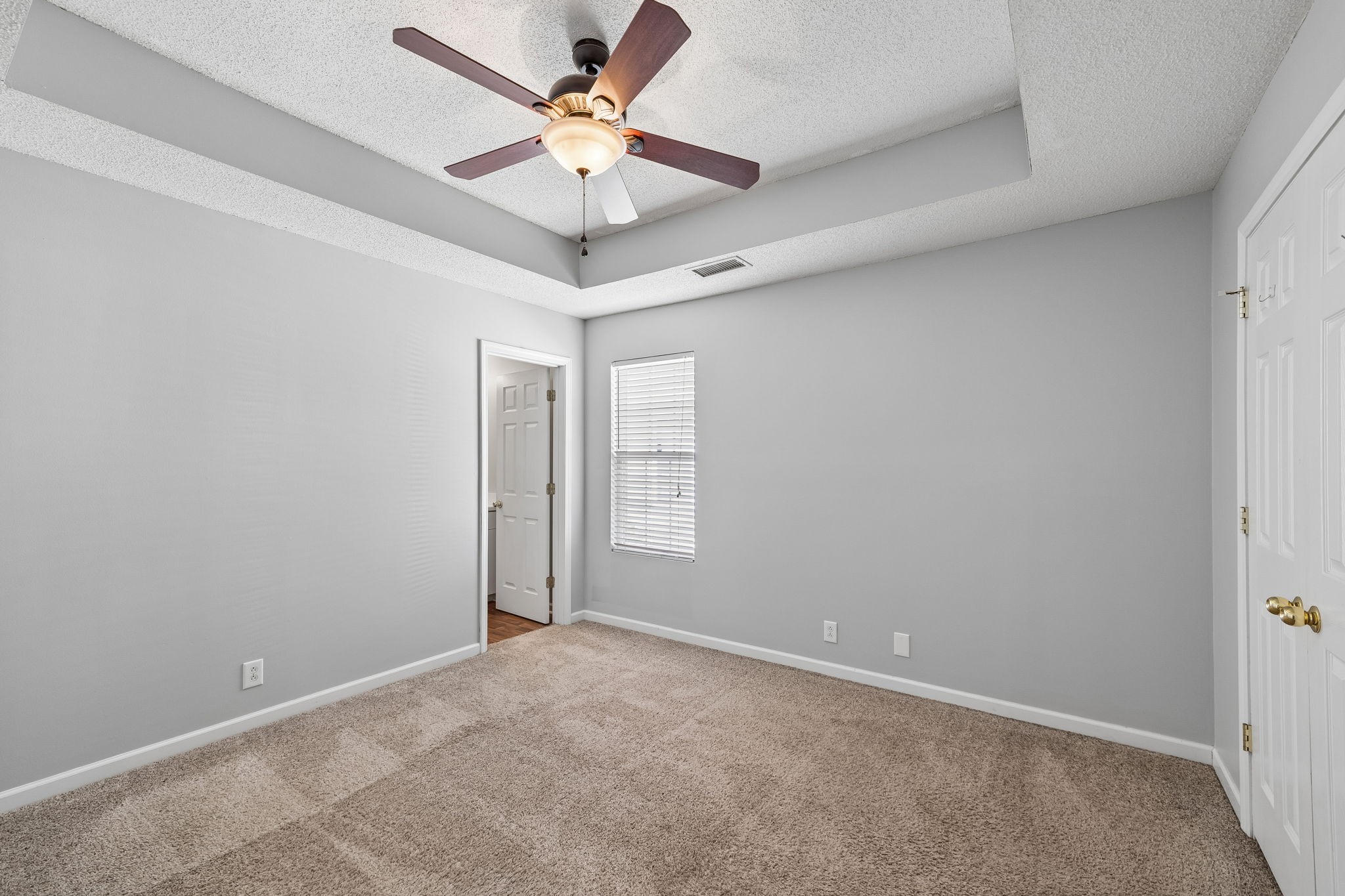 1419 Rochester Dr Property Photo 16