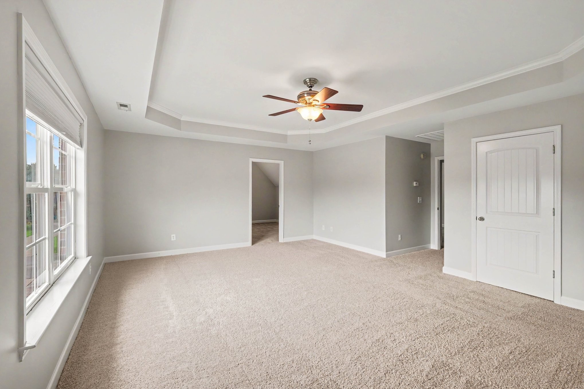 214 Jon Paul Ct Property Photo 5