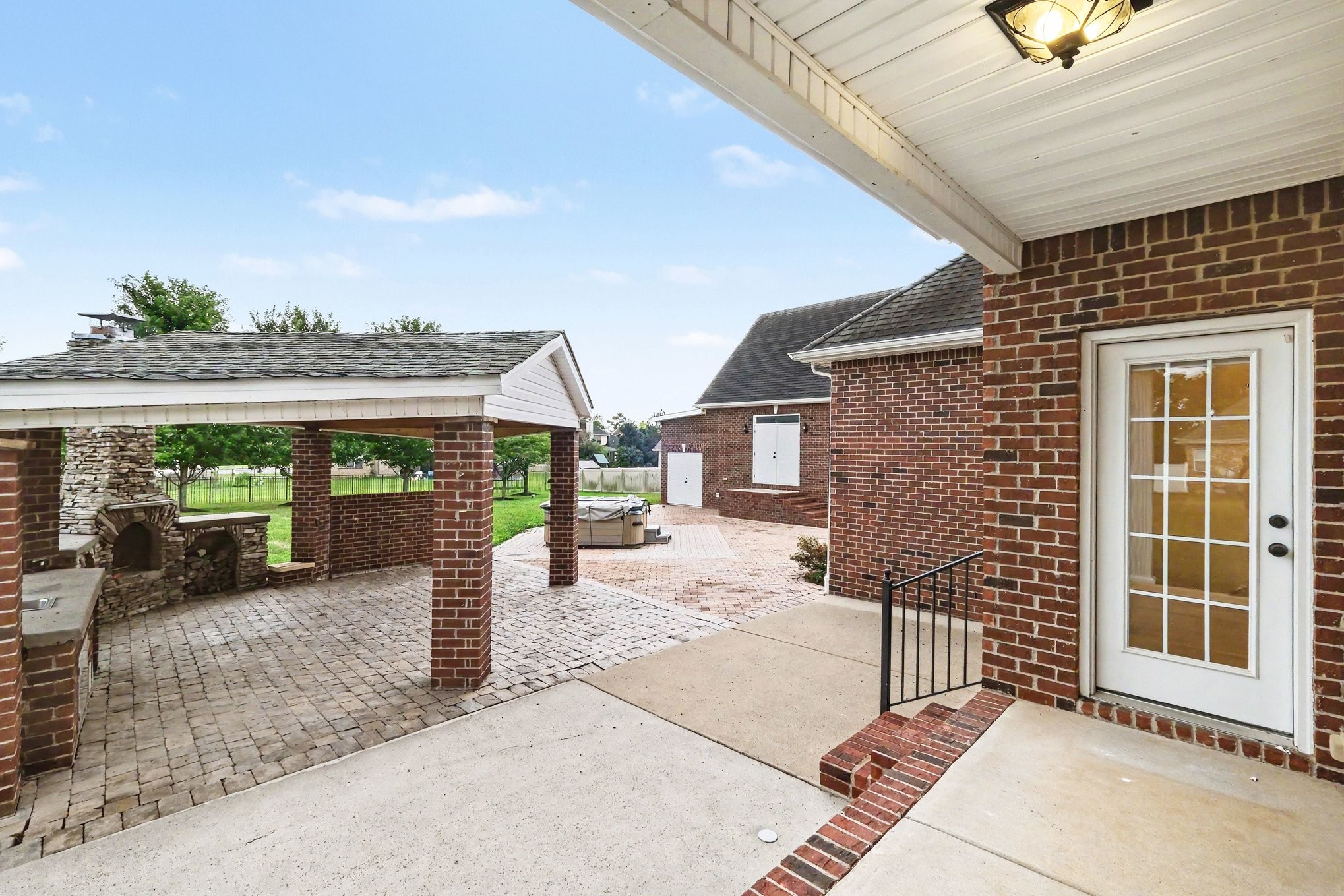 214 Jon Paul Ct Property Photo 27