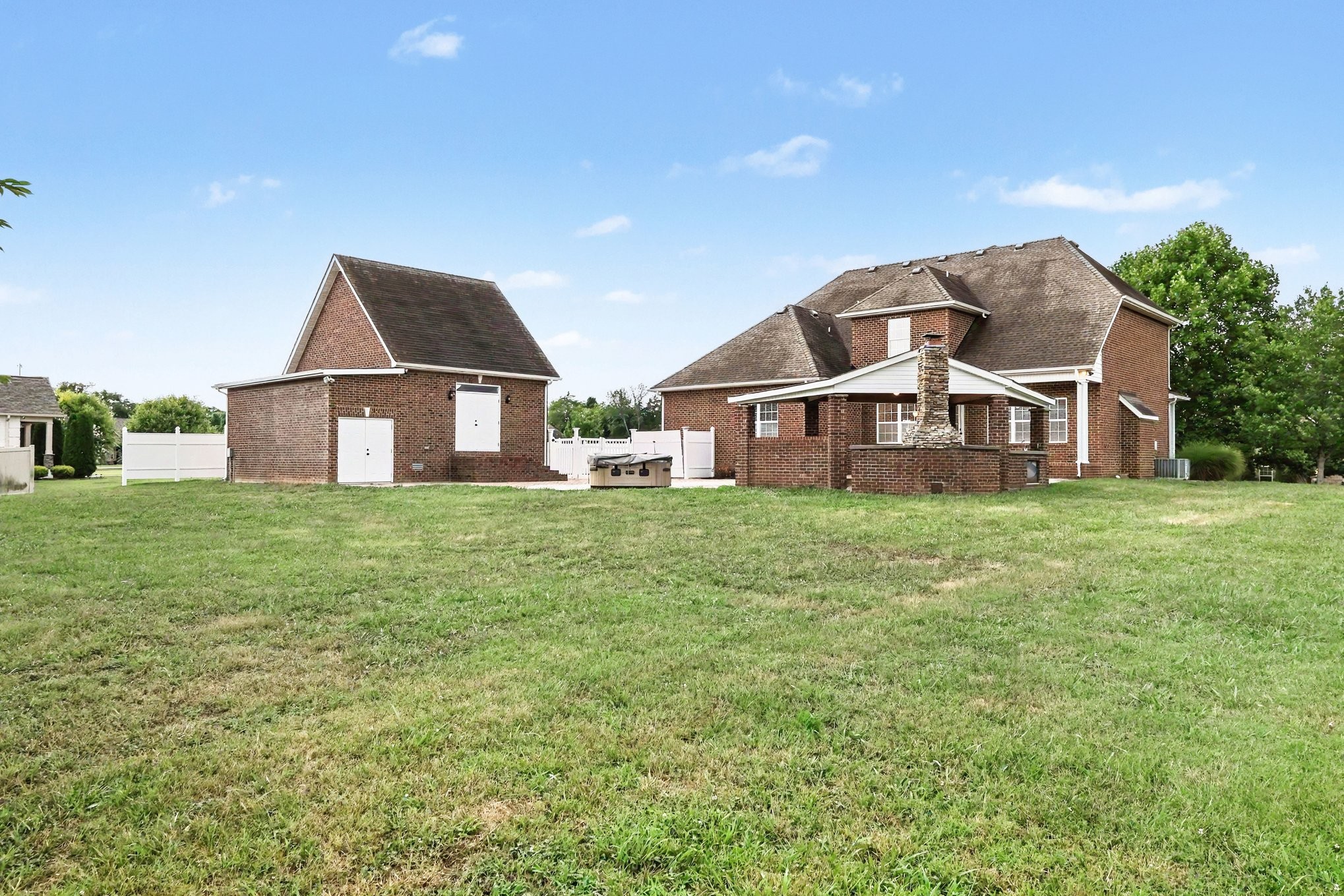 214 Jon Paul Ct Property Photo 29