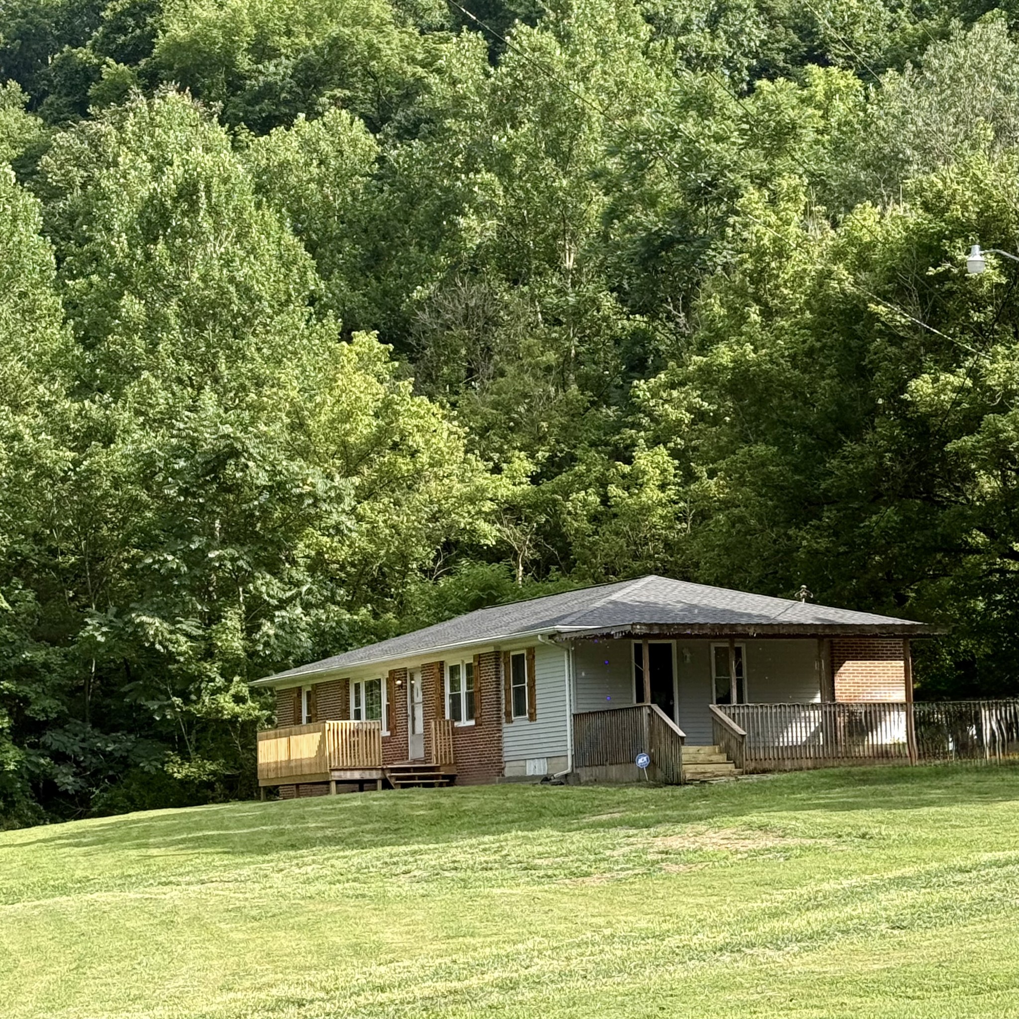 2625 Wartrace Hwy Property Photo 1