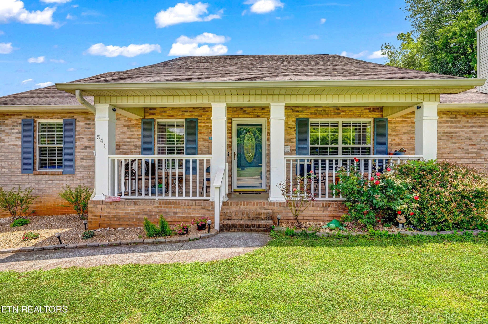 541 Sandy Springs Rd Property Photo 5