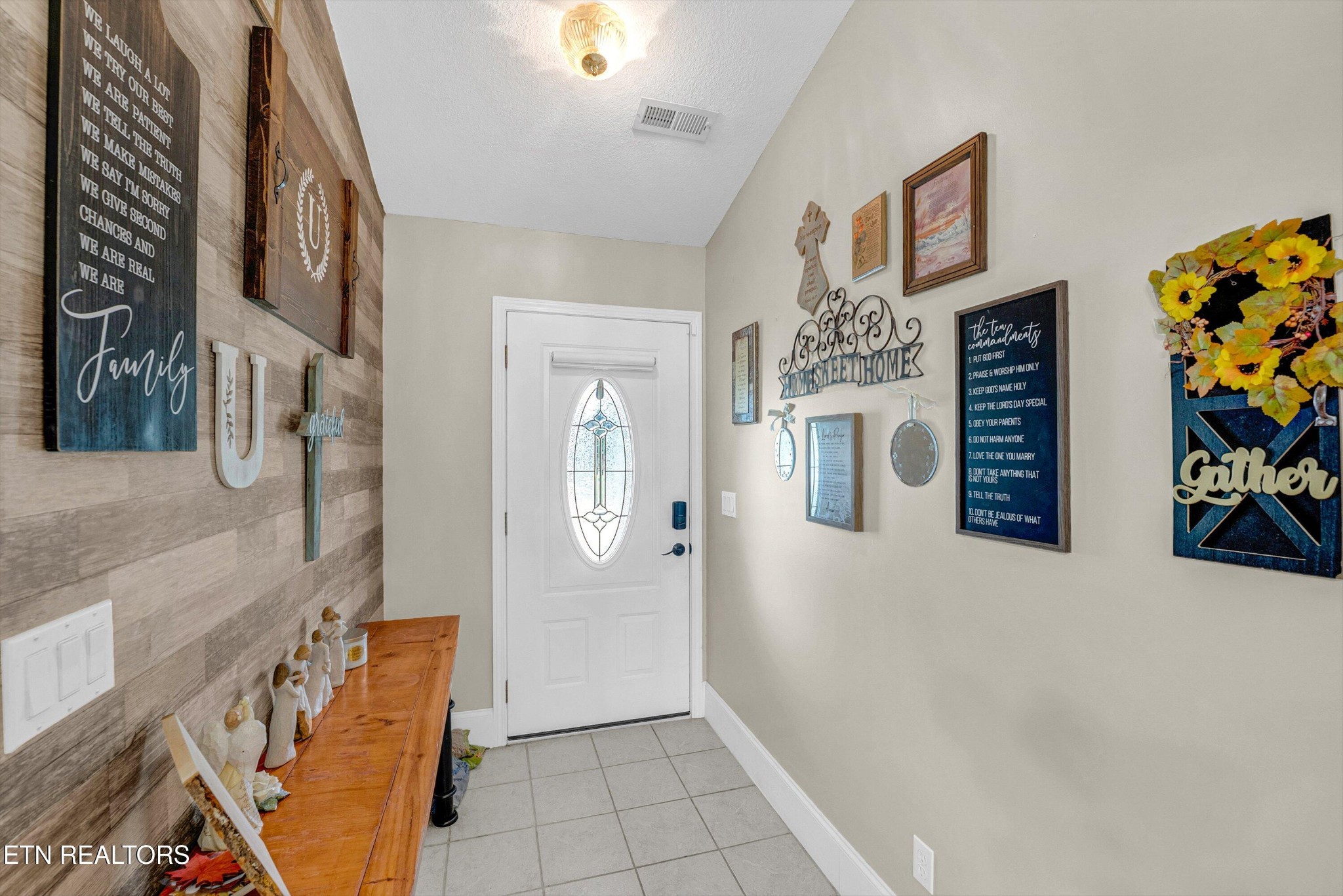 541 Sandy Springs Rd Property Photo 11