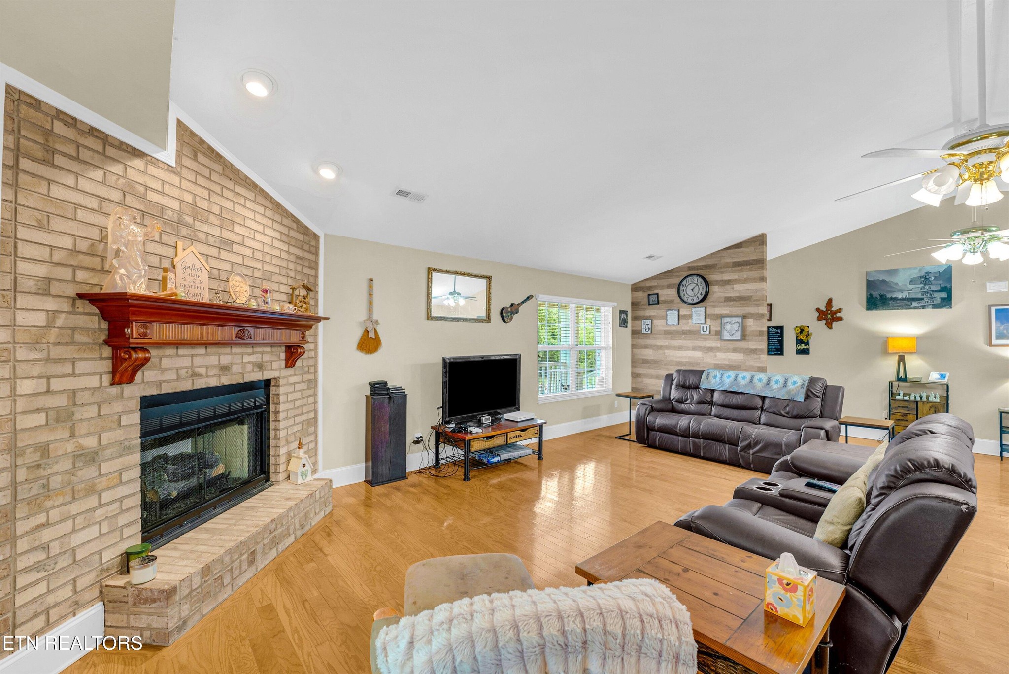 541 Sandy Springs Rd Property Photo 16