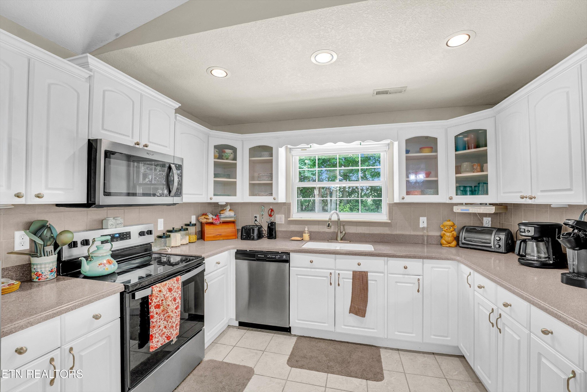 541 Sandy Springs Rd Property Photo 19